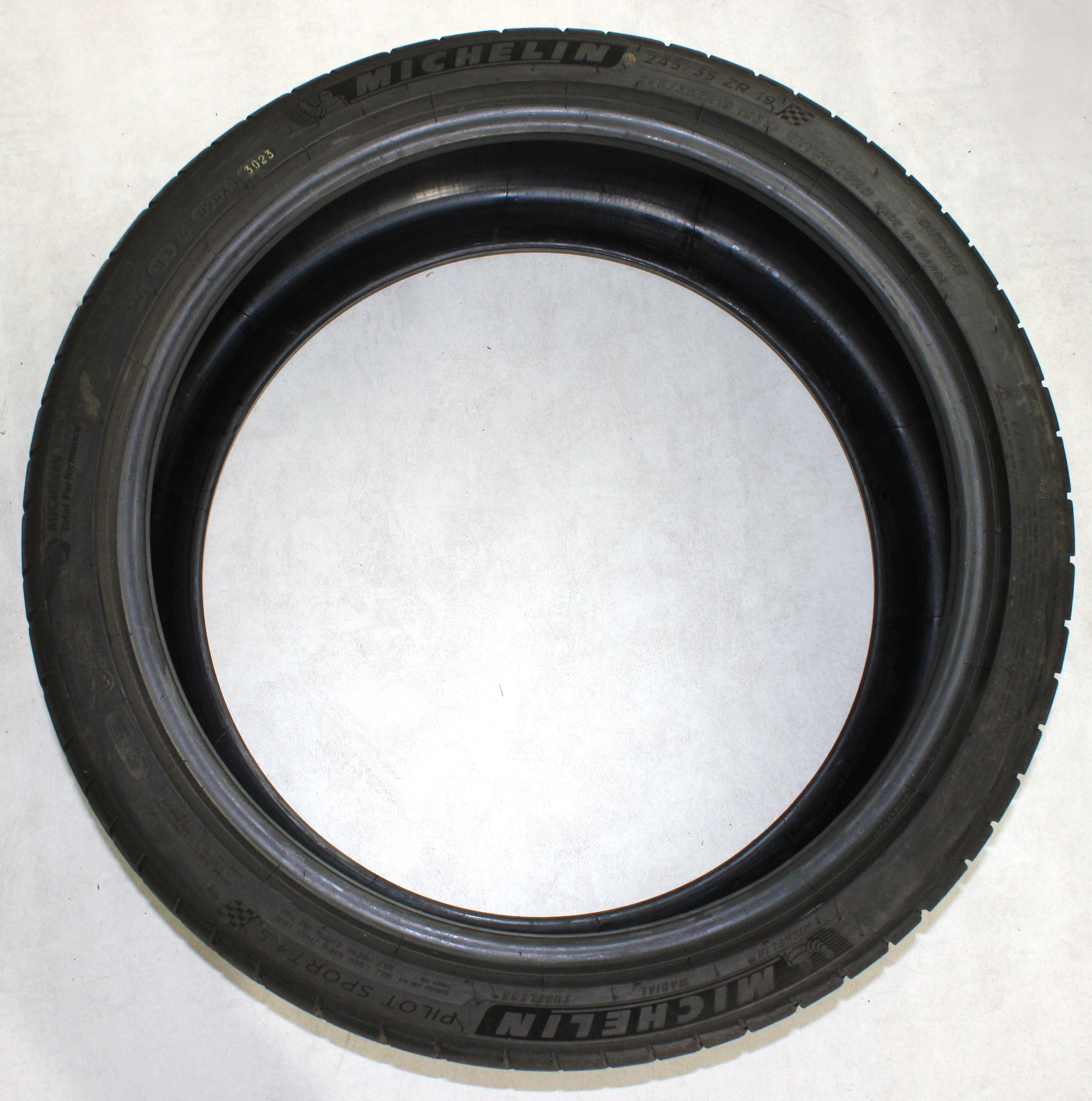 4 x 245/35R19 93Y pneus été Michelin Pilot Sport 4S MO1 6,5-7mm 2023 XL