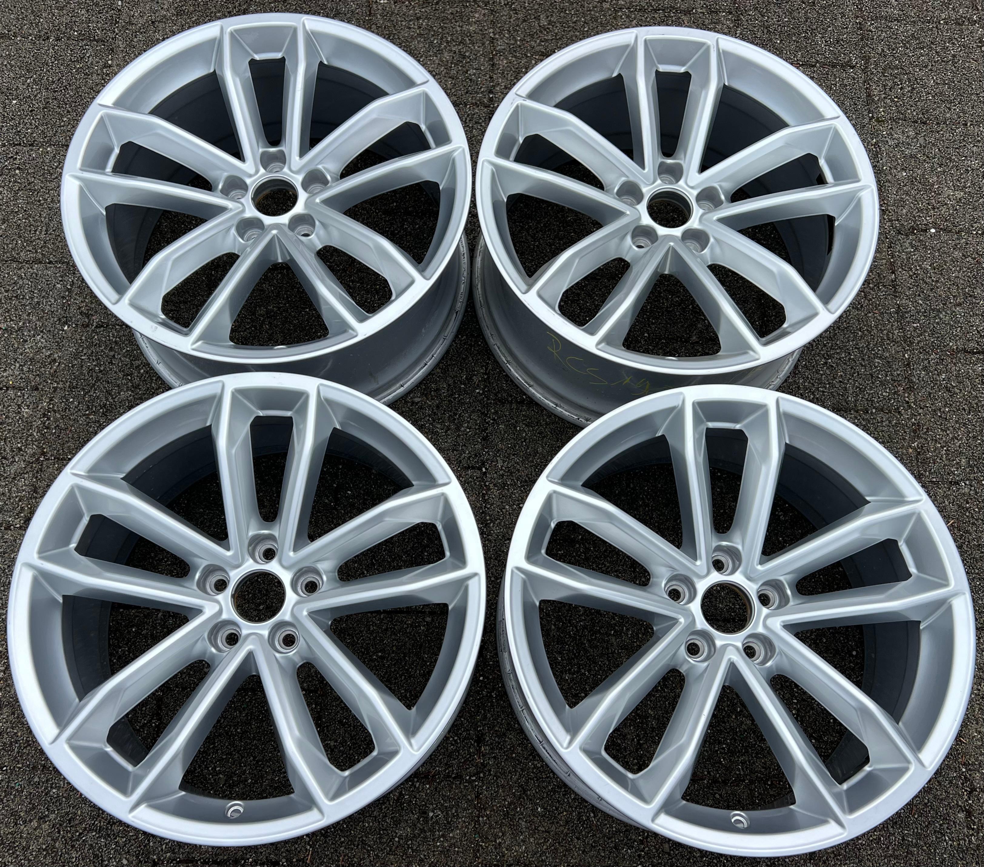 4 ORIGINELE 19" ALUMINIUM VELGEN VOOR AUDI A5 S5 F9 8W 8W0601025DC 8,5x19 ET32 GRATIS VERZENDING