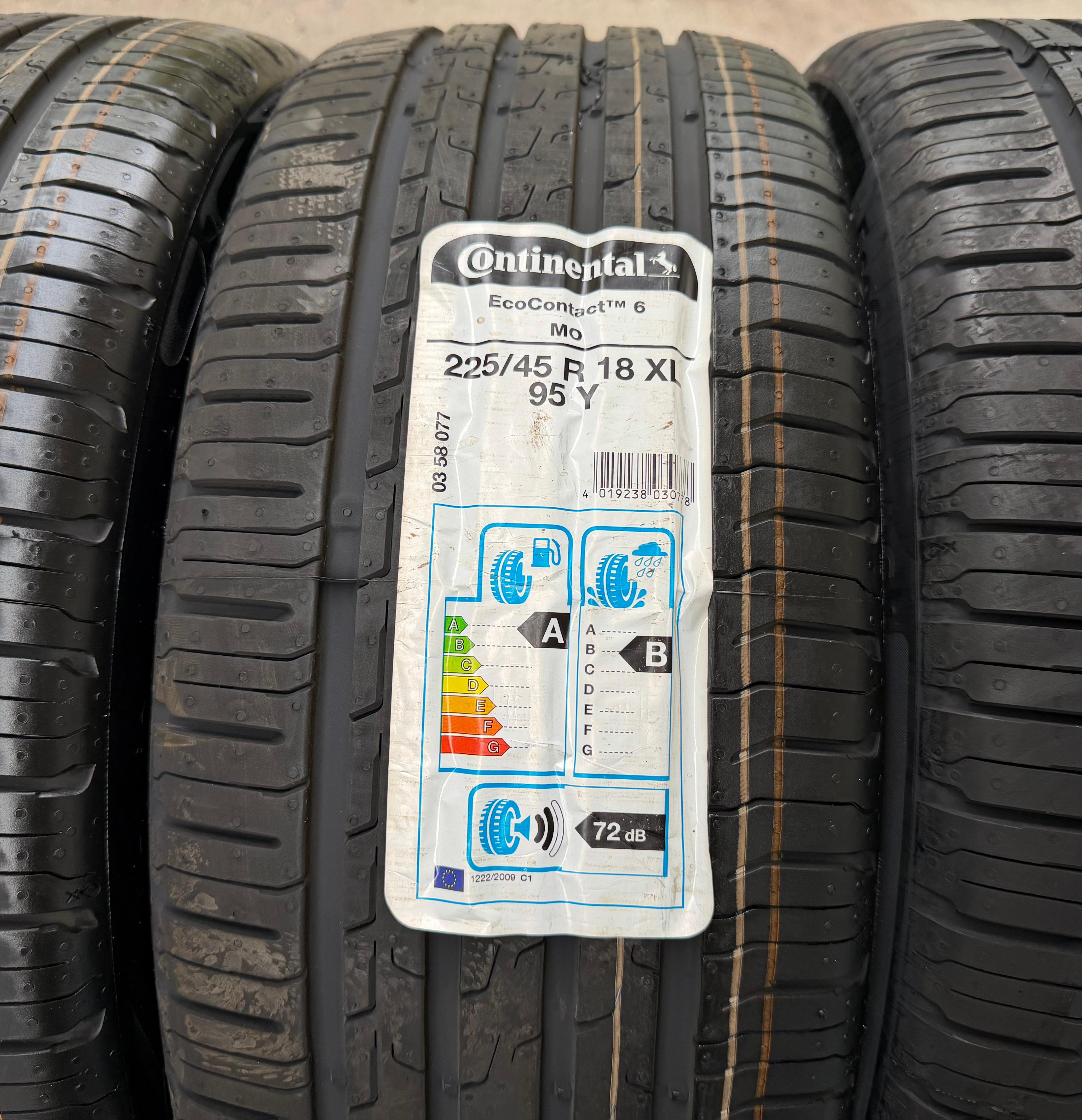 4 ruote estive complete in lega originali da 18" Mercedes Classe C W206 A2064016200 225/45R18 95Y
