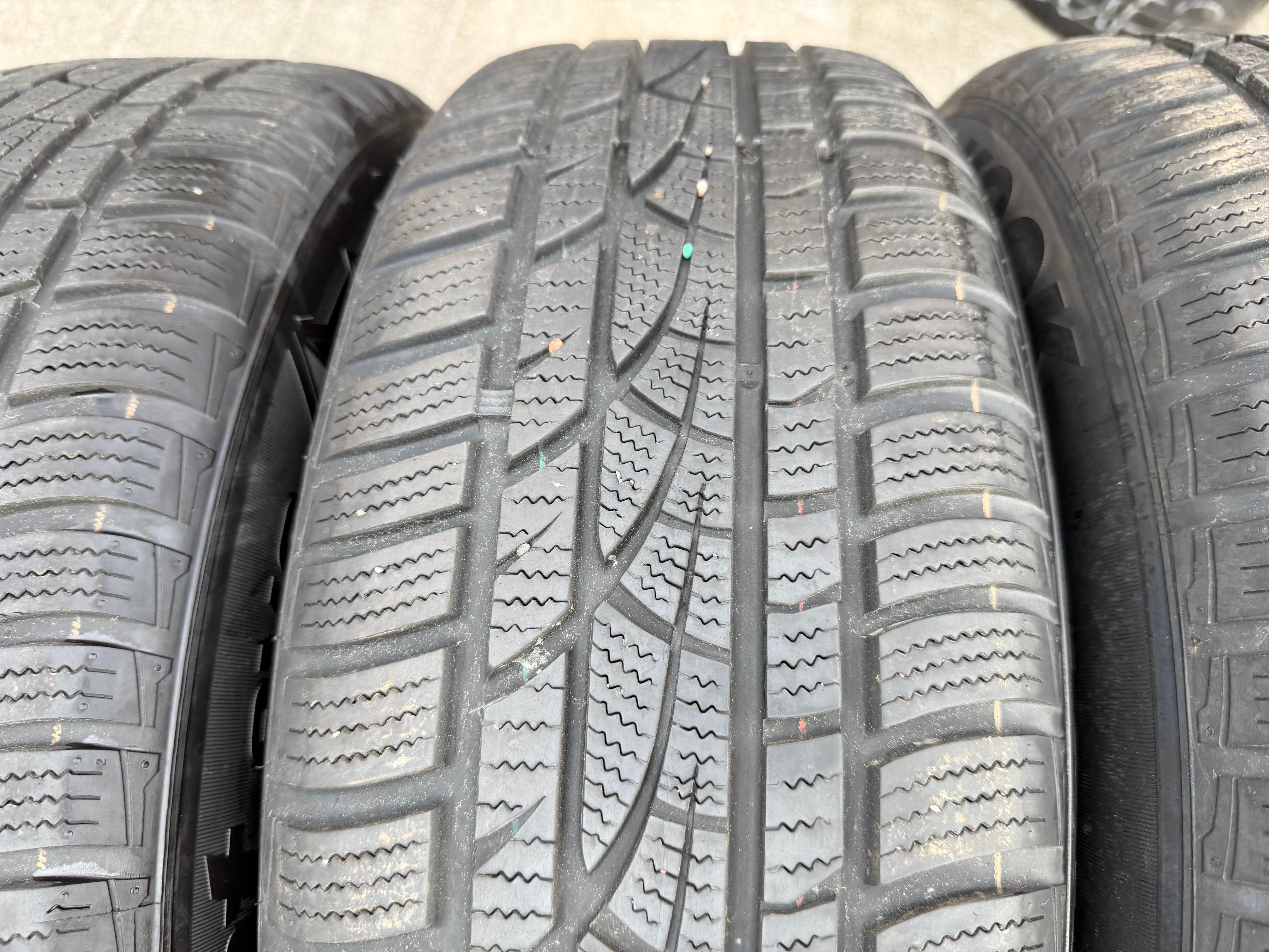 4 Original Alu Winterräder Audi A4 B9 8W 205/60R16 92H 8W0601025 Hankook