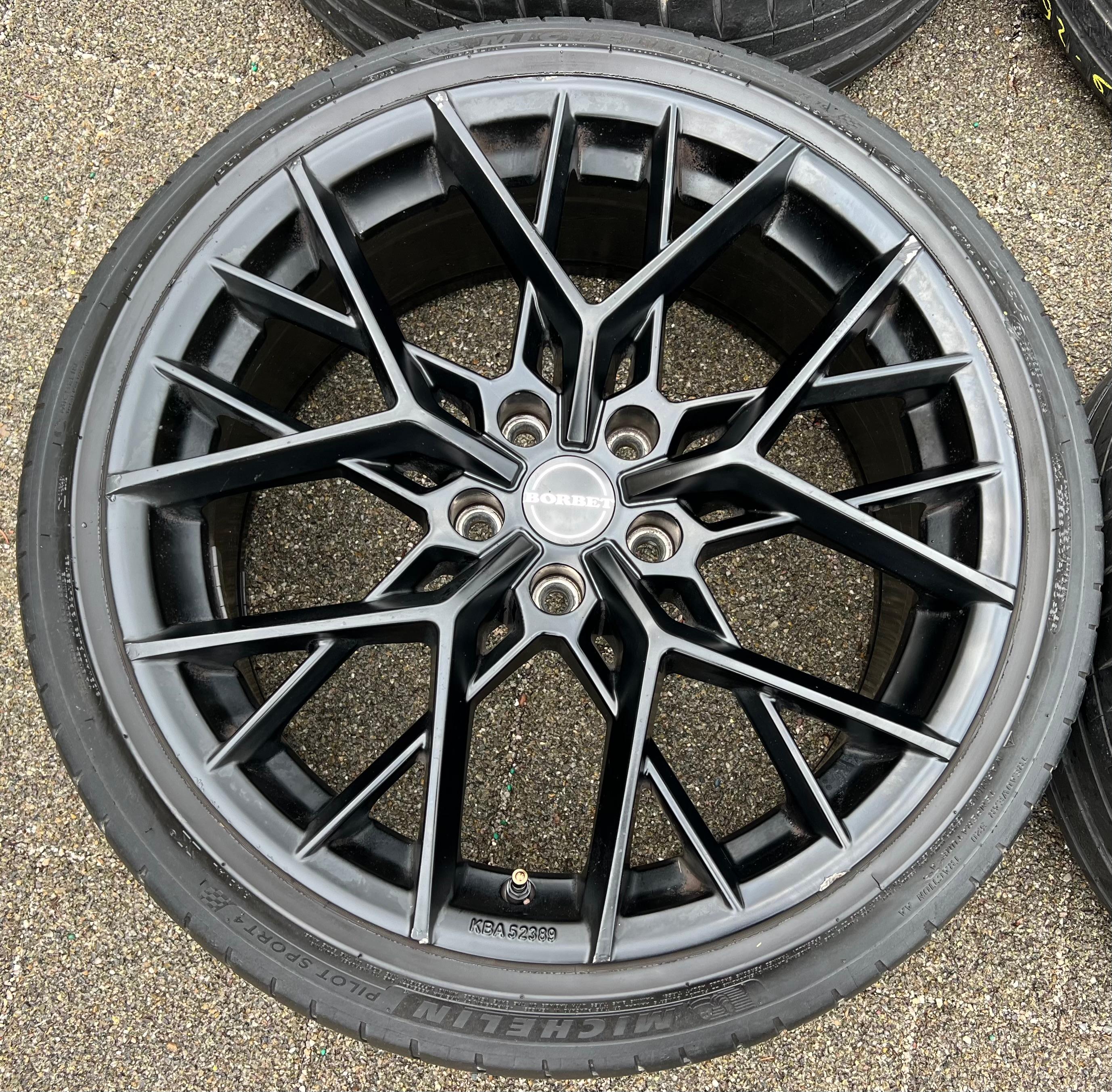 Cerchi estivi in alluminio da 19" per Audi A2, VW T-Roc, Passat B8, CJ, Beetle, Superb 3 e 4 - 225/40R19 93W
