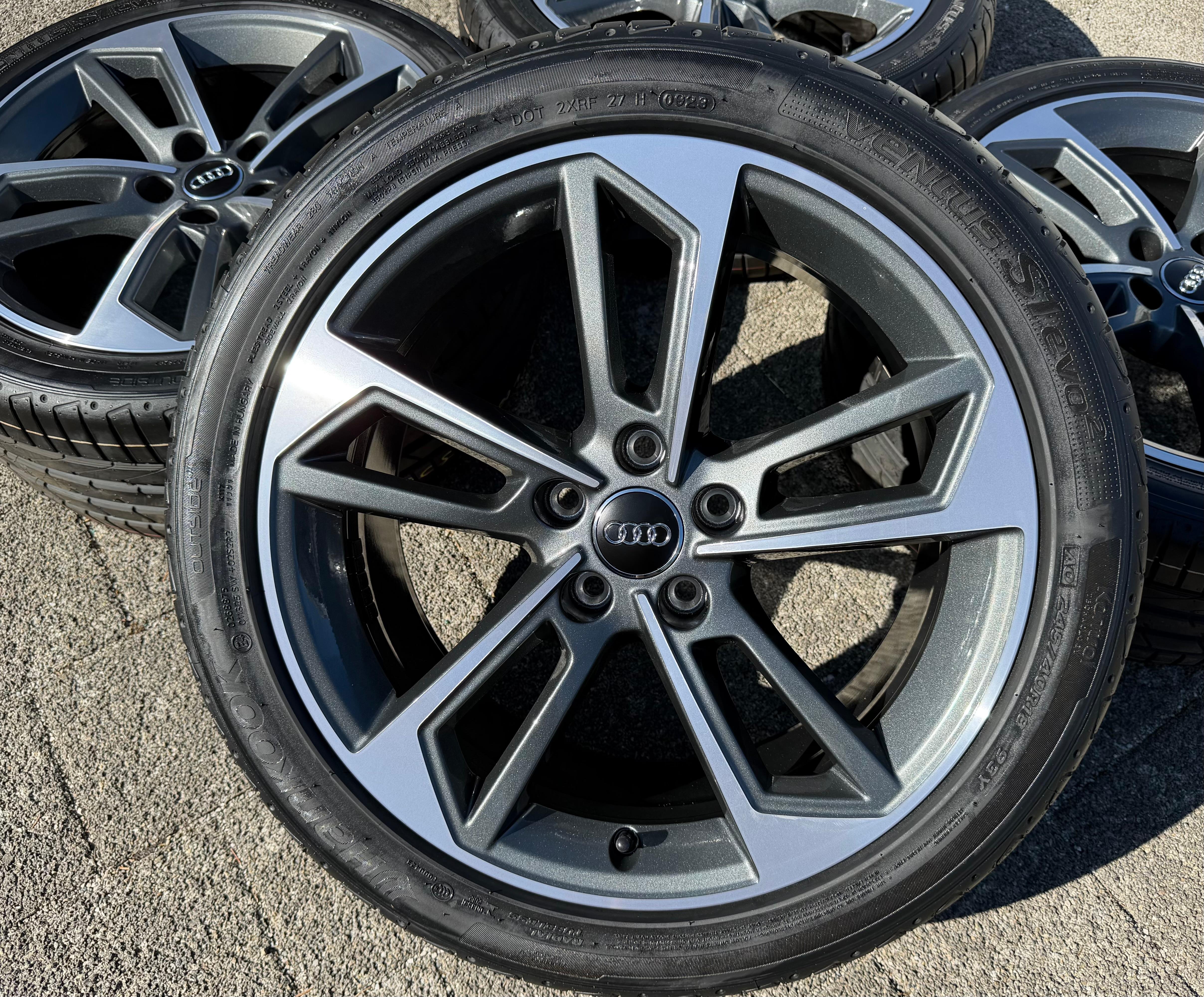 4 Original 18" Alu Sommerräder AUDI A4 S4 B9 8W 245/40R18 93Y 8W0601025DL Hankook NEU