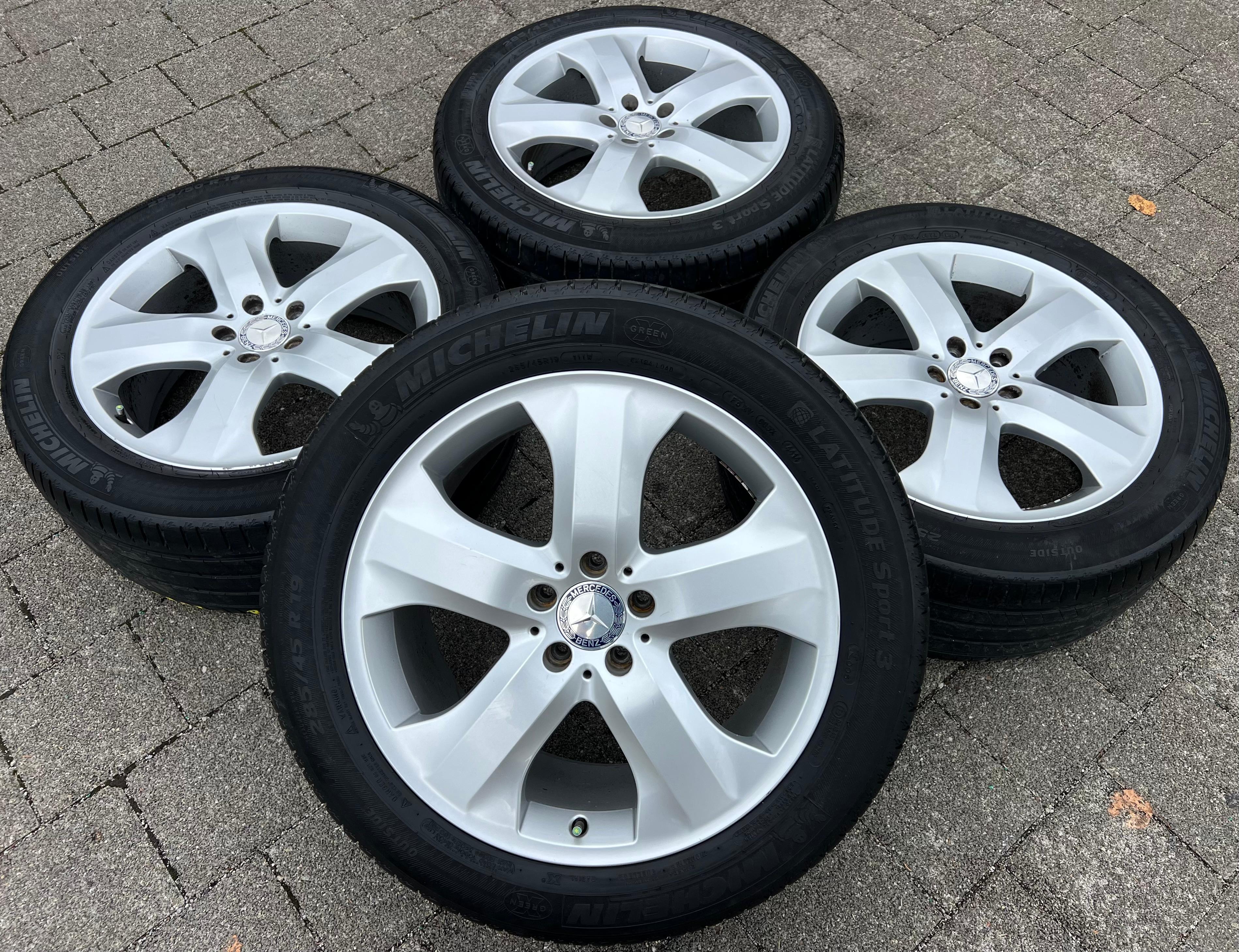 4 CERCHIONI IN LEGA DA 19" ORIGINALI MERCEDES CLASSE M ML W164 A1644015002 8,5x19 9,5x19 RA1644015102