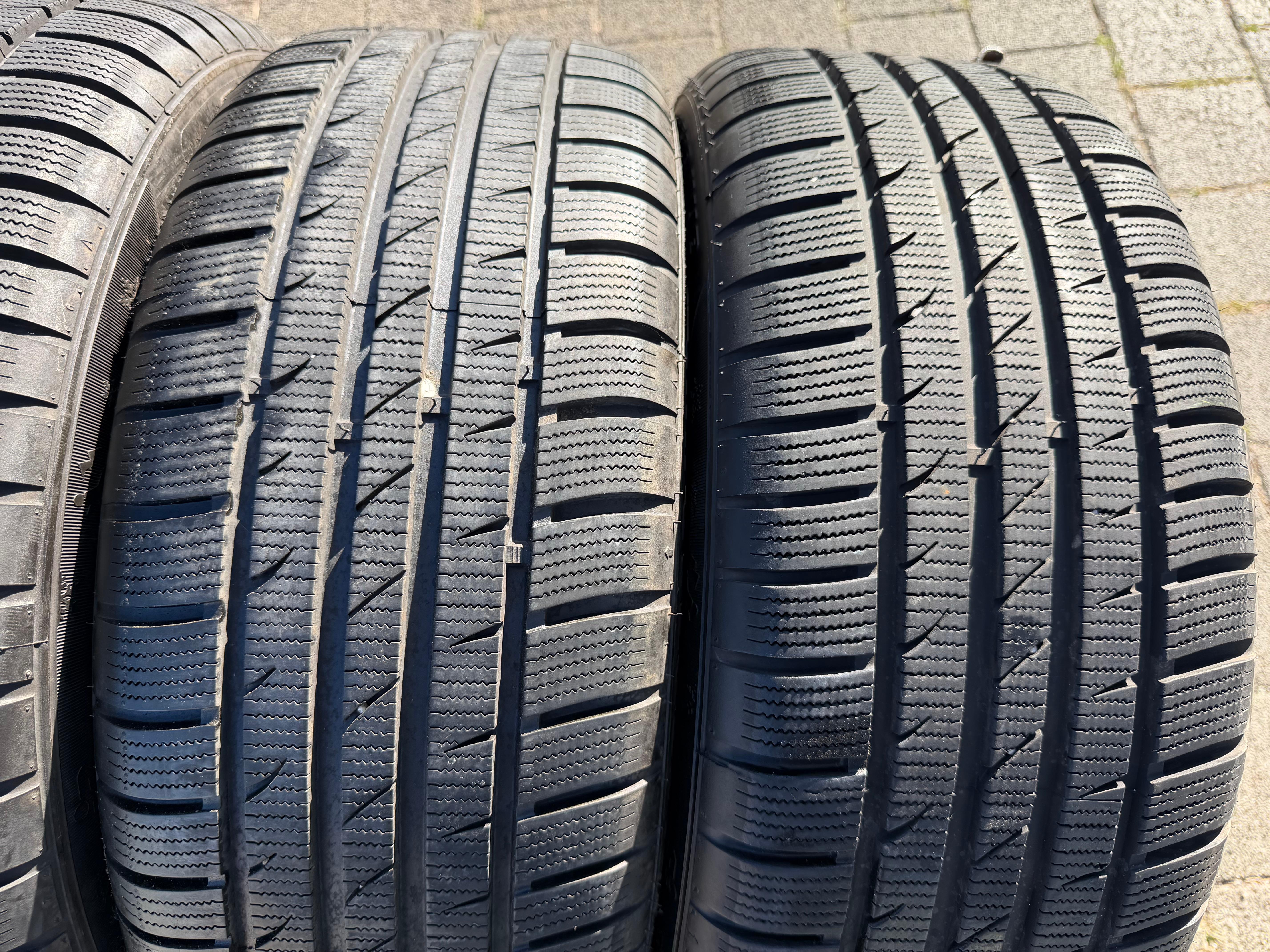 4 Original 17" Alu Winterräder Mercedes C-Klasse W205 A2054018000 225/50R17 98V