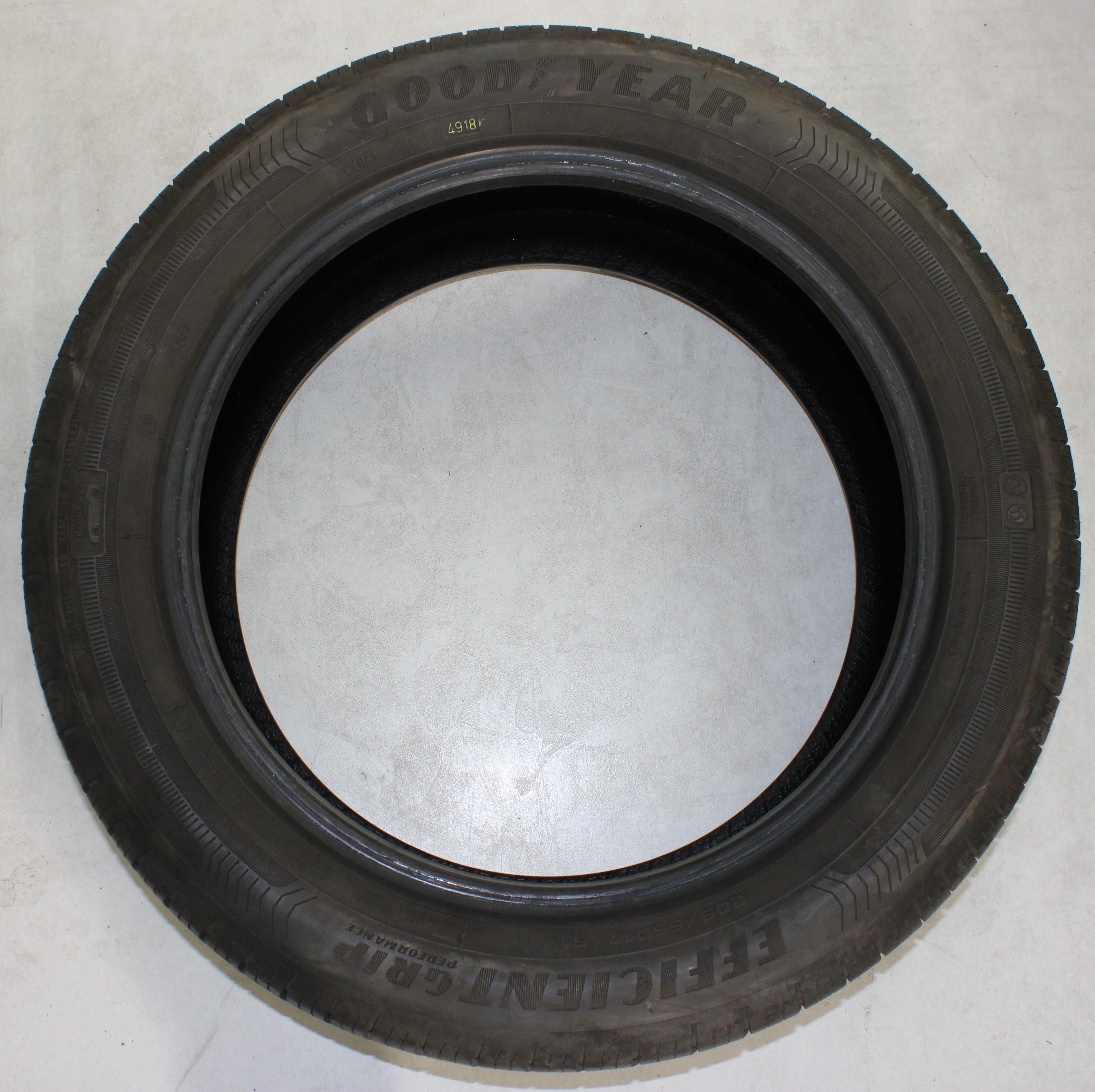 1 x 205/55R17 91V Sommerreifen Goodyear Efficient Grip Performance 5-5,5mm 2018
