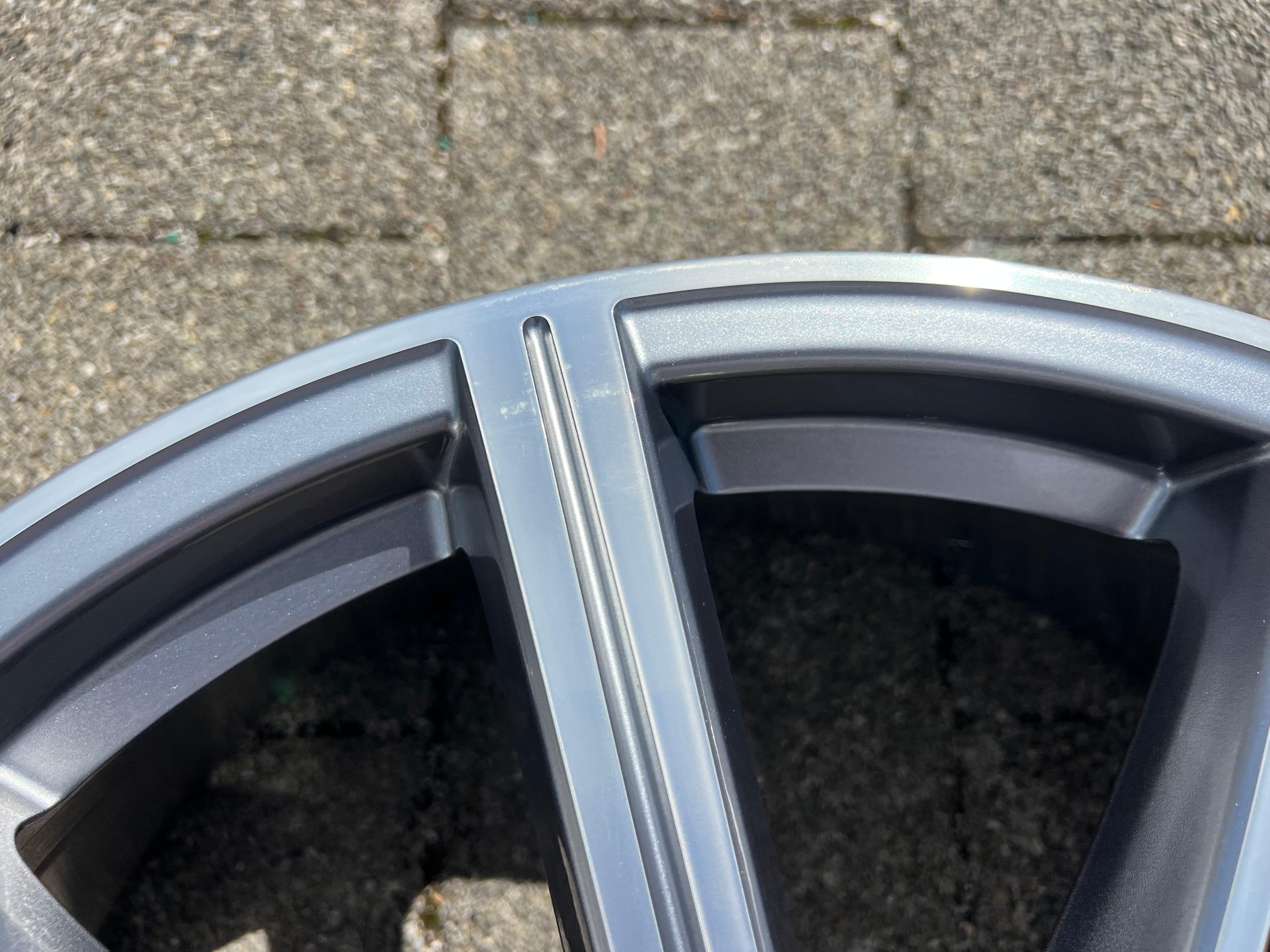 1 X ORIGINAL 20" ALUFELGE AUDI Q5 SQ5 FY 80A601025AP 8x20 ET39 FREIHAUS