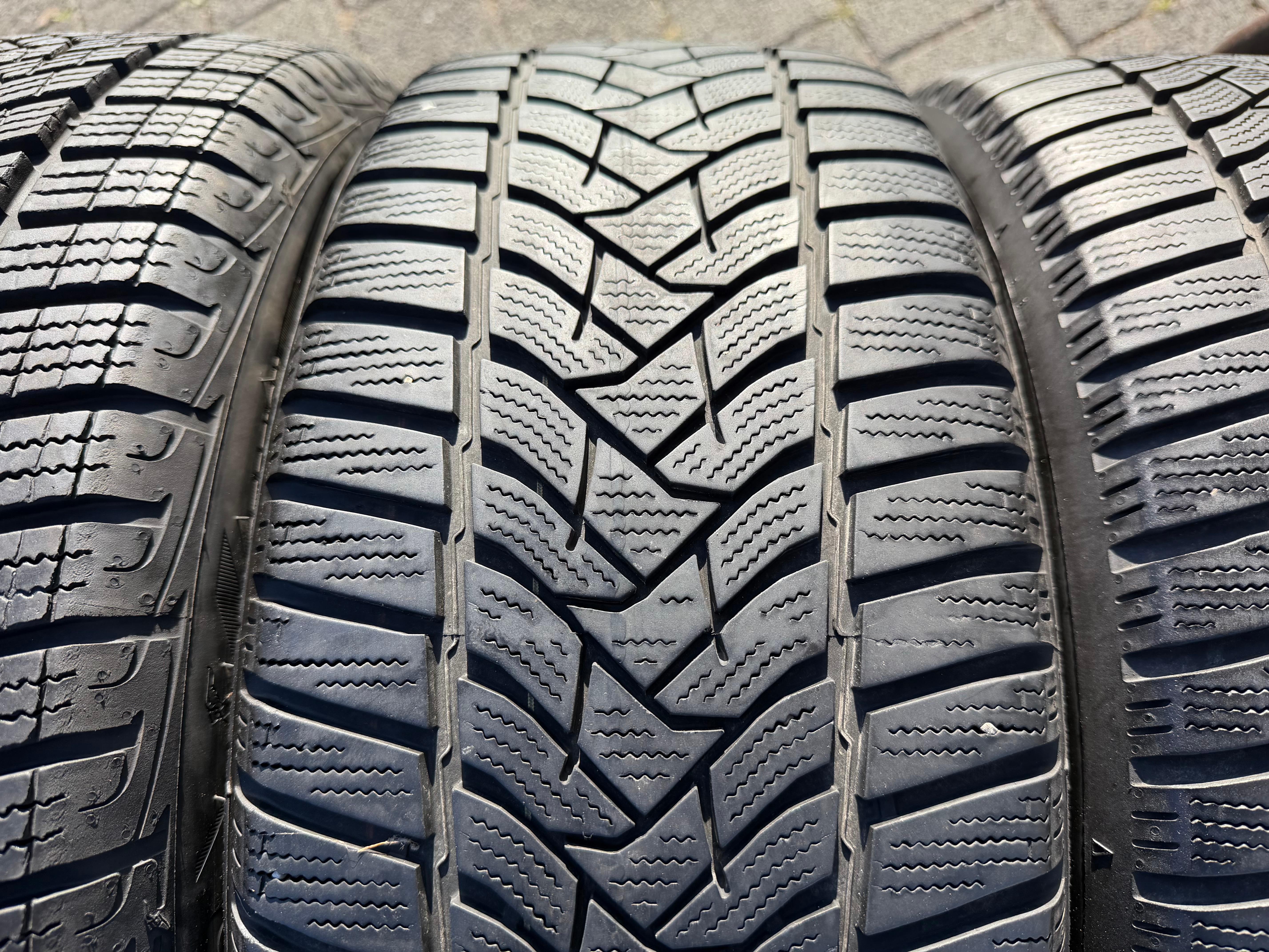 4 Original 17" Alu Winterräder Mercedes C-Klasse W205 A2054010800 225/50R17 94H