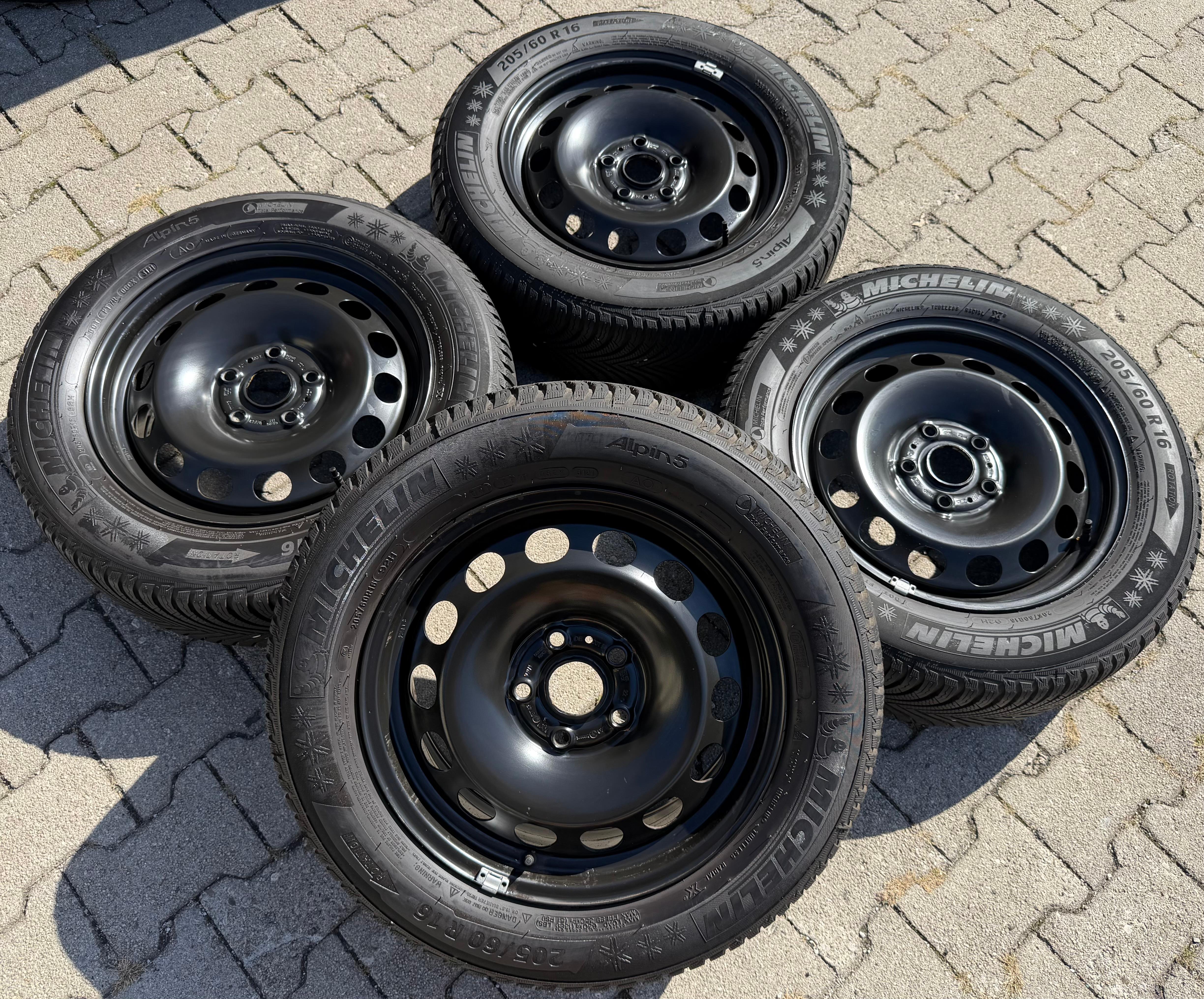 4 Winterräder Audi Q2 GA VW T-ROC A11 205/60R16 92H Michelin Alpin 5 Winterreifen