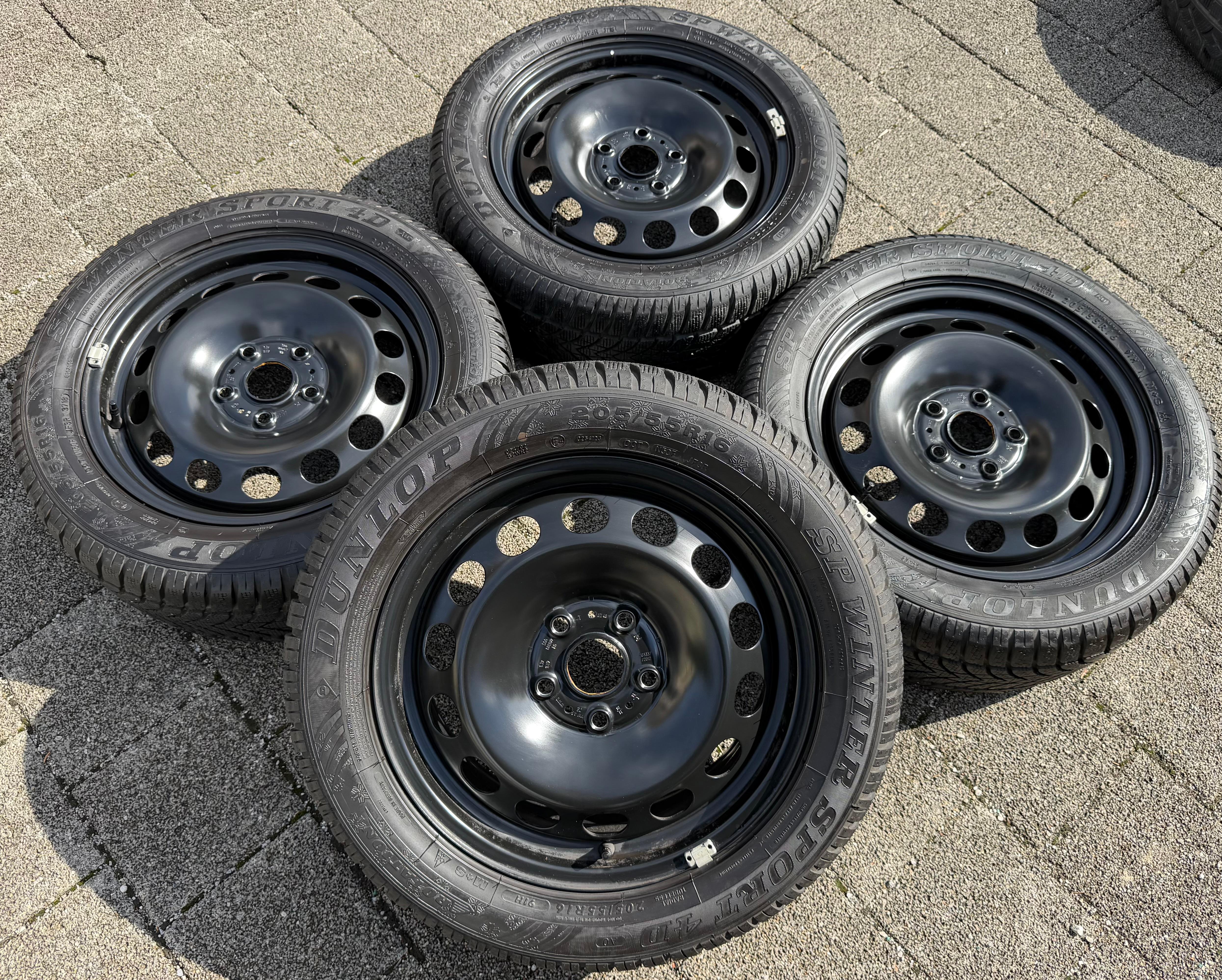 4 Winterräder VW Golf 7 Audi A3 8V Seat Leon 5F Skoda Octavia 5E 205/55R16 91H Dunlop
