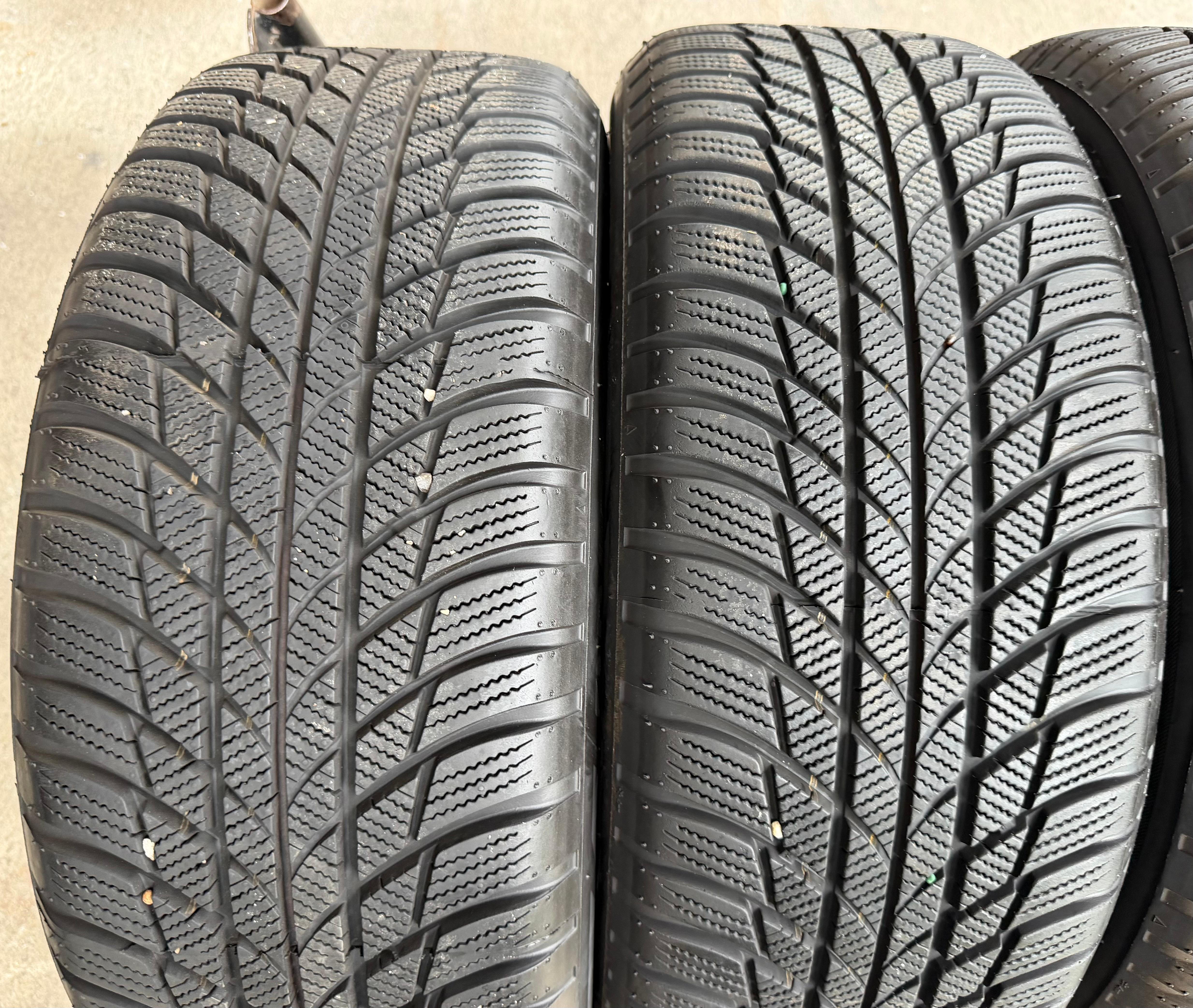 4 Original 17" Alu Winterräder Audi Q2 215/55R17 94V Bridgestone