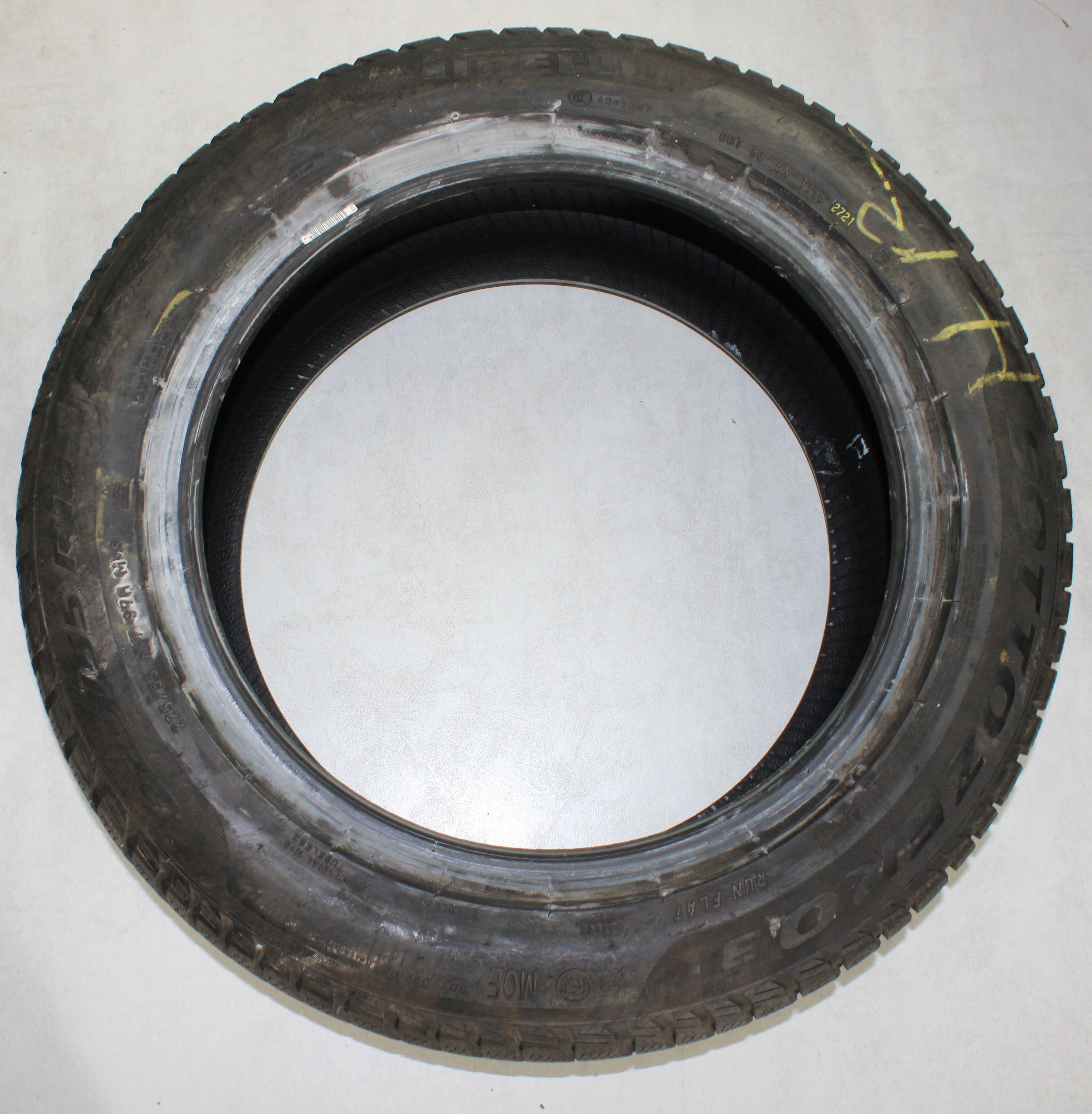 2 x 225/55R17 97H pneus hiver Pirelli Sottozero 3 MOE* Runflat 6-6,5mm 2021