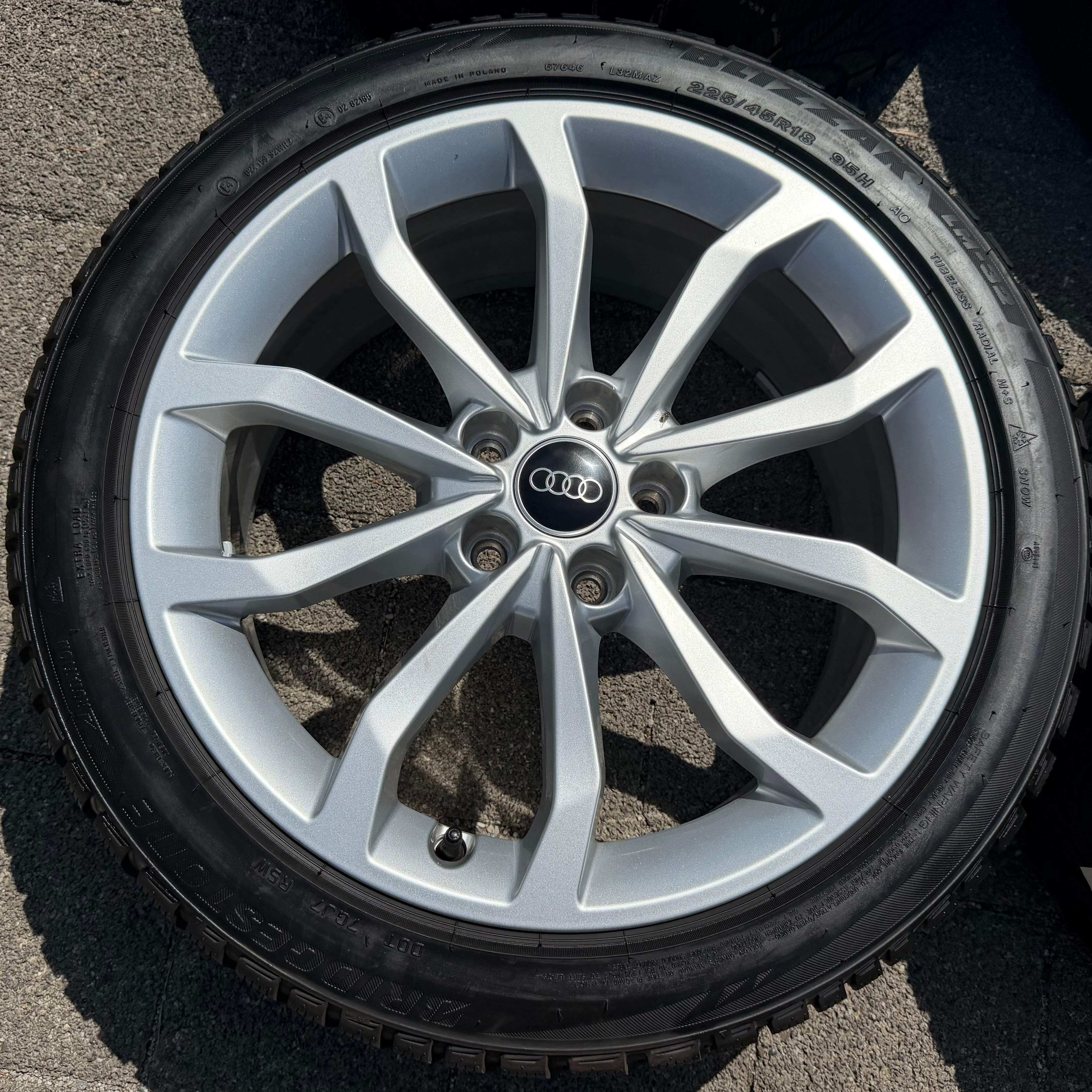 4 ruedas de invierno de aluminio originales de 18" para Audi A4 S4 8W 8W0601025ED 225/45R18 95H Bridgestone