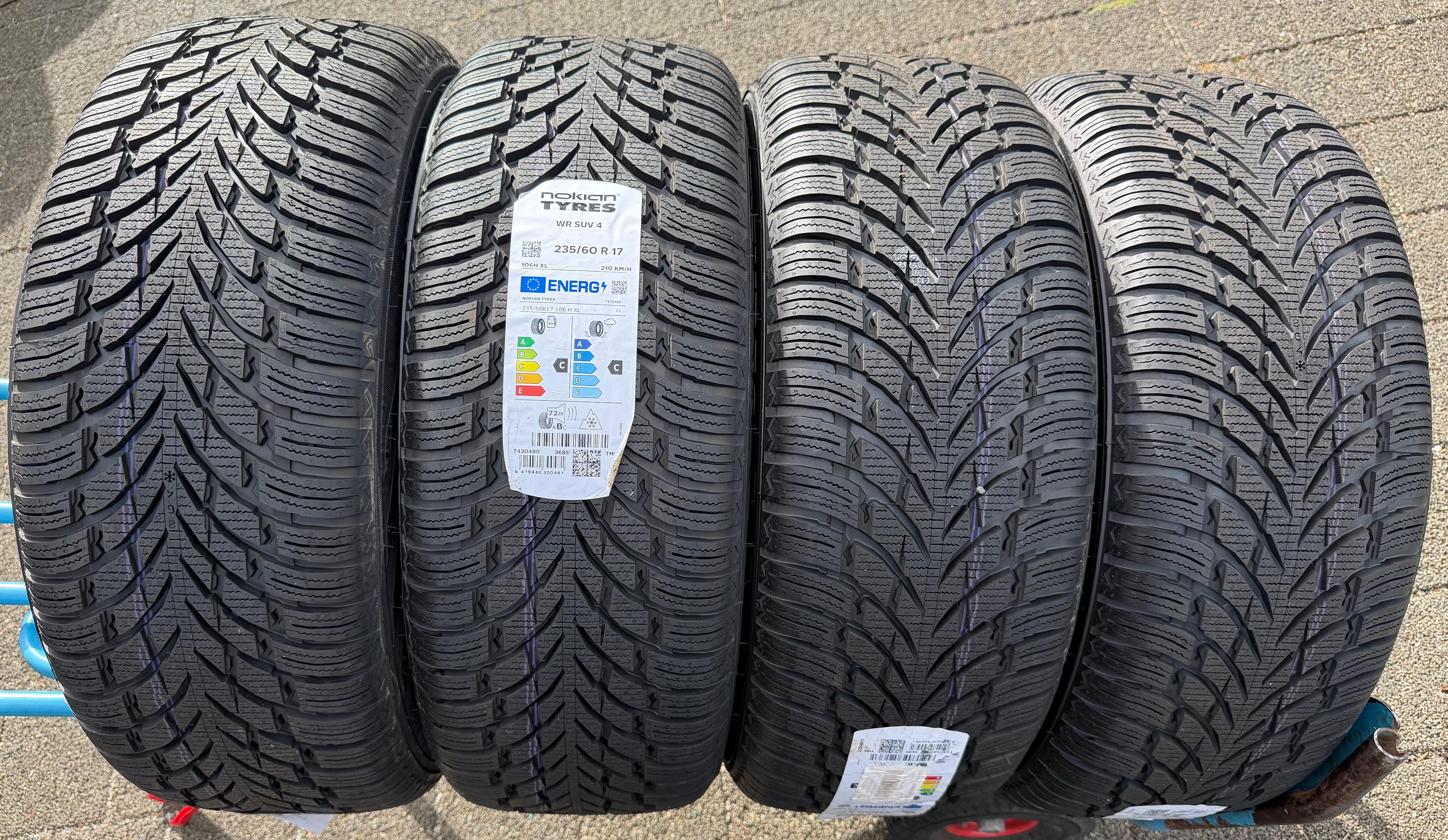 4 ruedas de invierno de aleación originales de 17" para Volvo XC40 235/60R17 106H 31680565 2022 NUEVAS