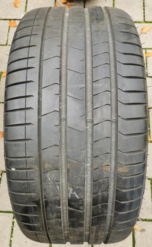 1 x 315/35R22 111Y pneumatico estivo Pirelli Pzero PZ4 Runflat 6mm 2018 *.