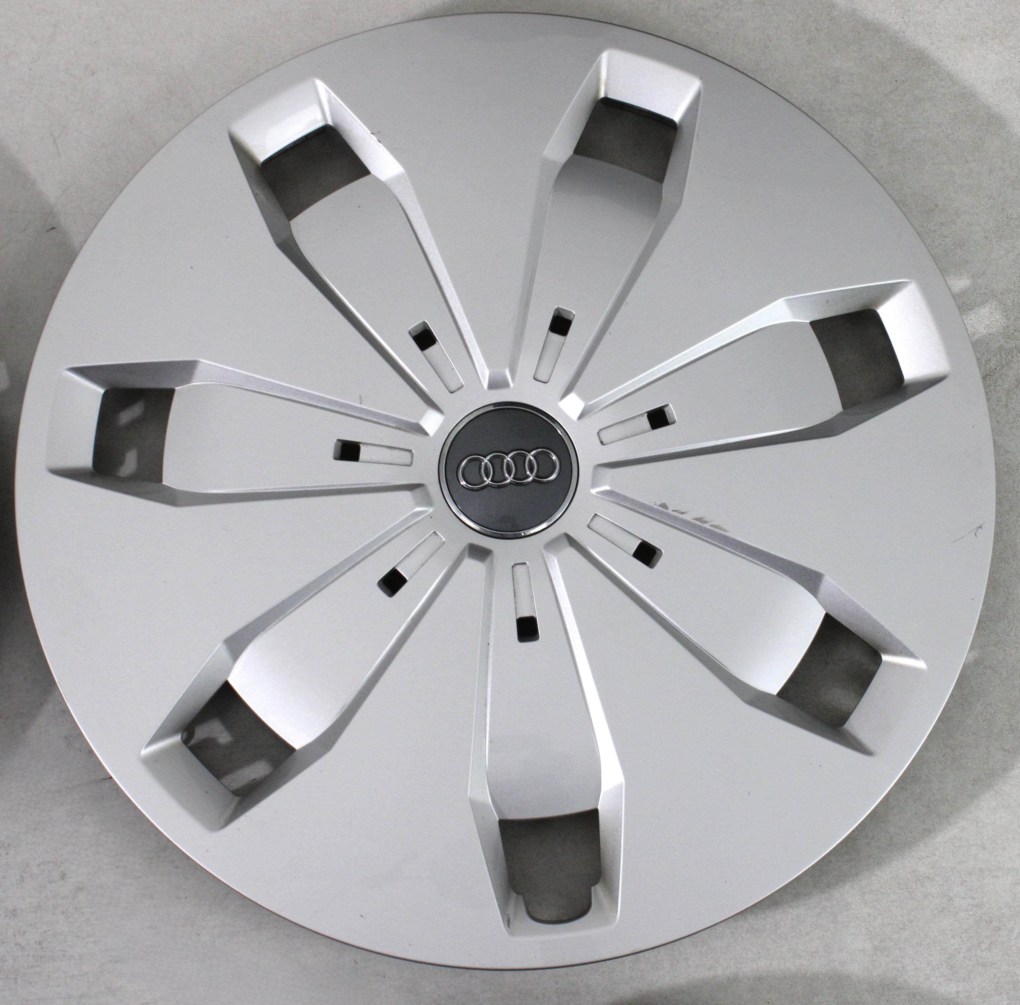 4x Original 16" Radkappen Audi A3 A4 Q2 81A601147 16 Zoll Radblenden