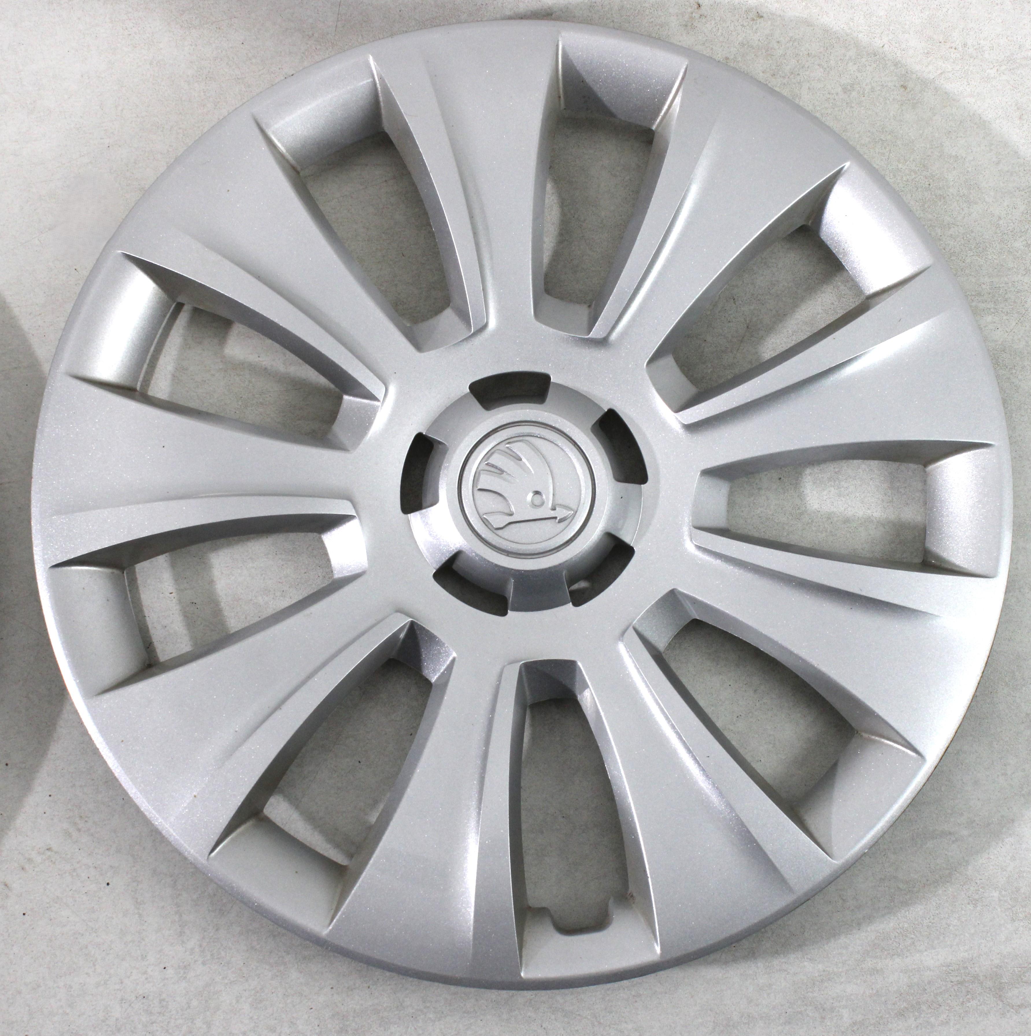 4 X ORIGINAL 16" RADKAPPEN SKODA OCTAVIA KODIAQ YETI SUPERB  57A601147 FREIHAUS
