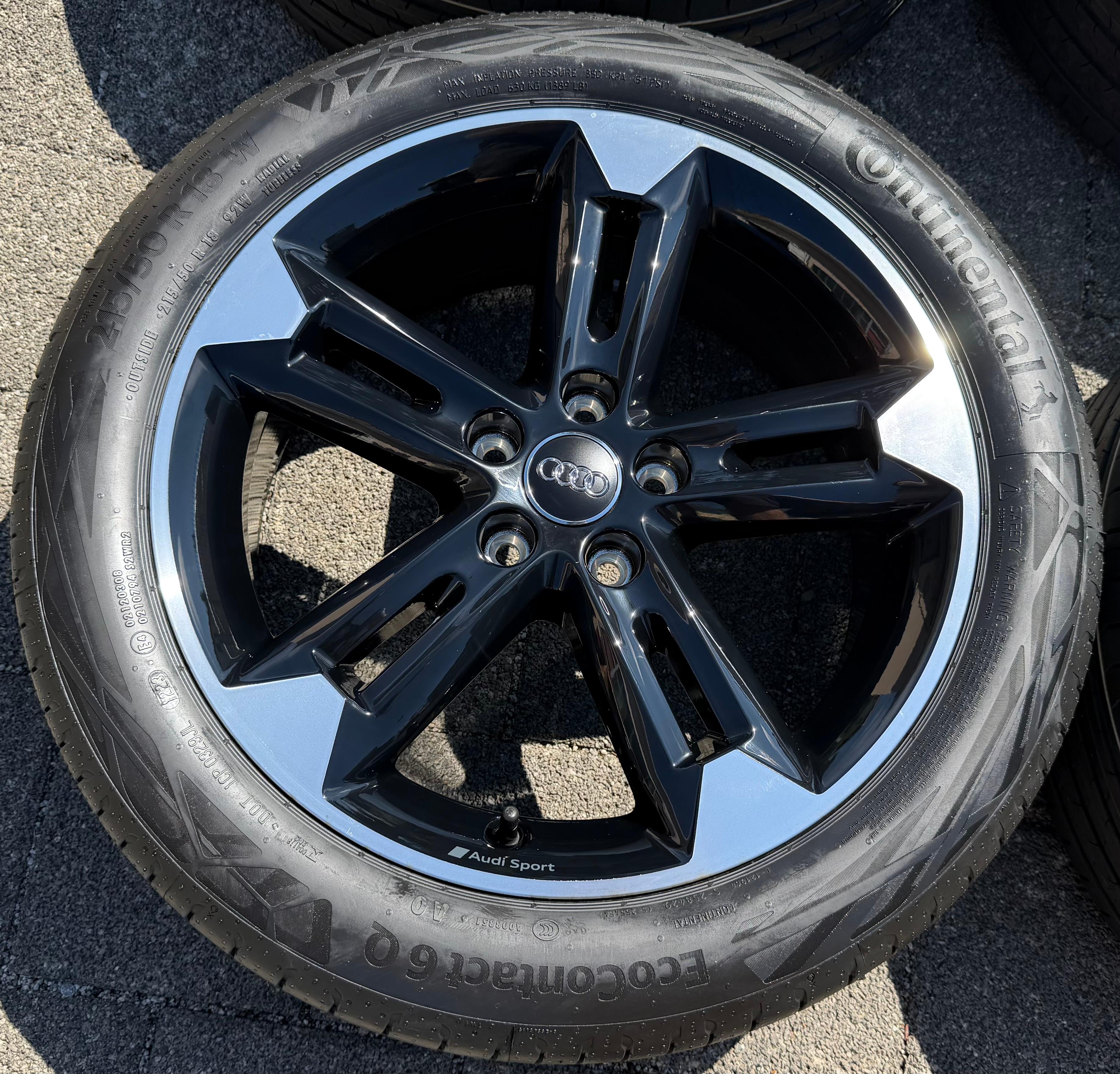 4 Original 18" Alu Sommerräder Audi Q2 SQ2 81A601025AM 215/50R18 92W Continental