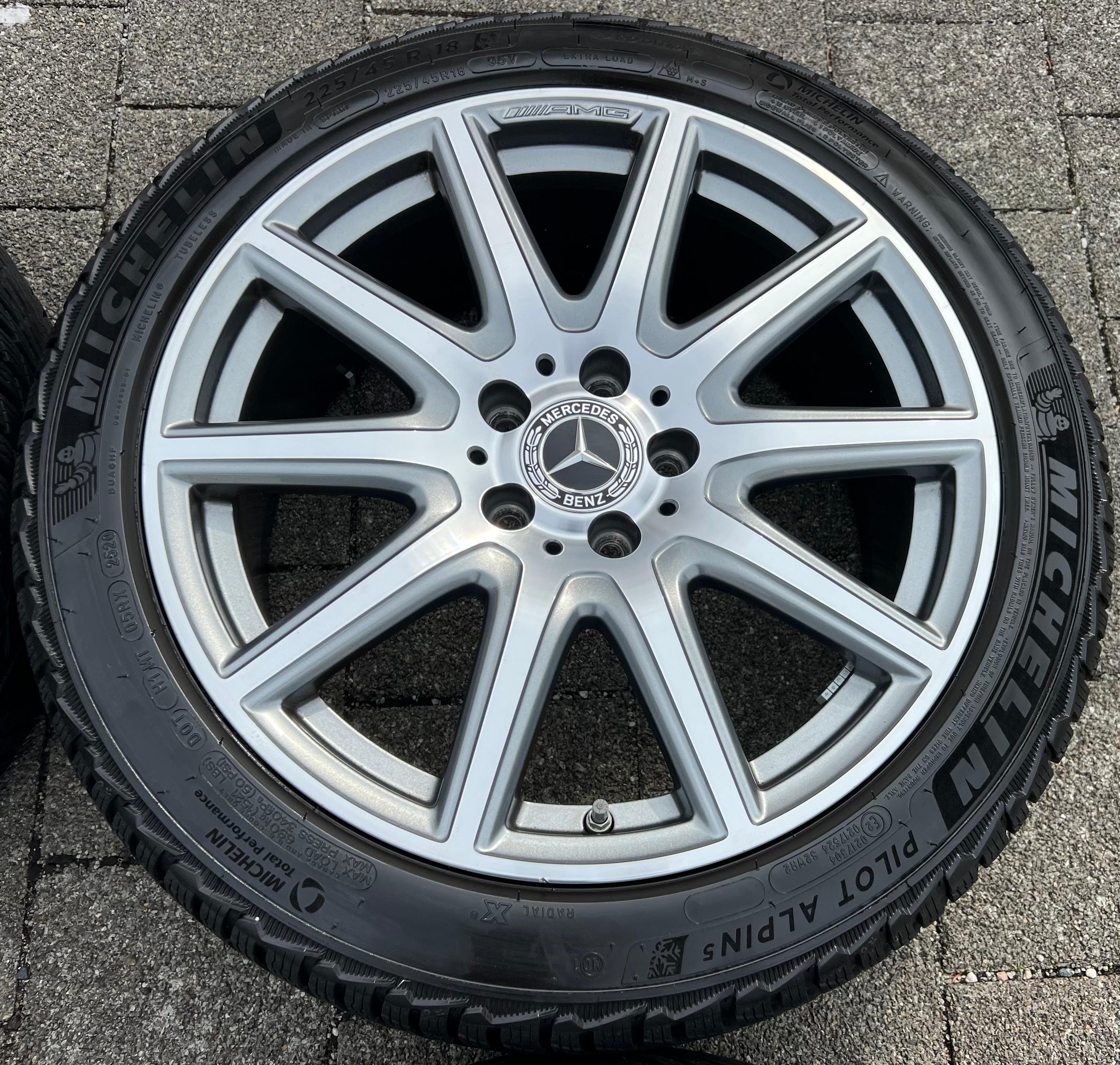 4 CERCHI INVERNALI ORIGINALI IN ALLUMINIO DA 18" MERCEDES CLASSE A F2A 177 CLASSE B F2B W247 CLA W118 A1774010600