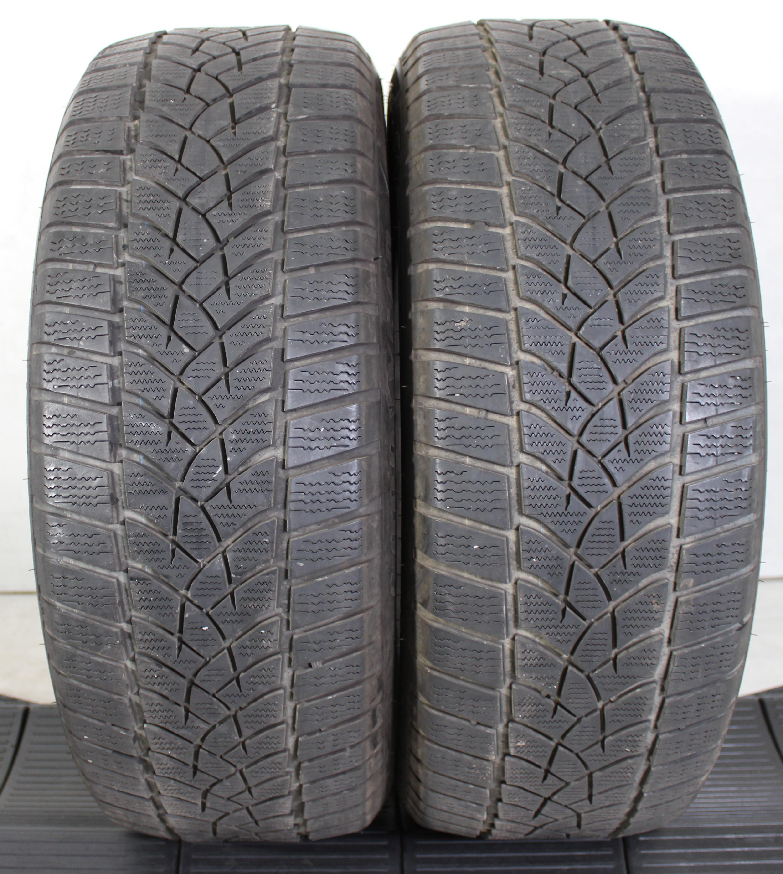 2 x 235/55R19 105H Winterreifen Goodyear Ultra Grip Performance + 5,5-6mm 2022 MO