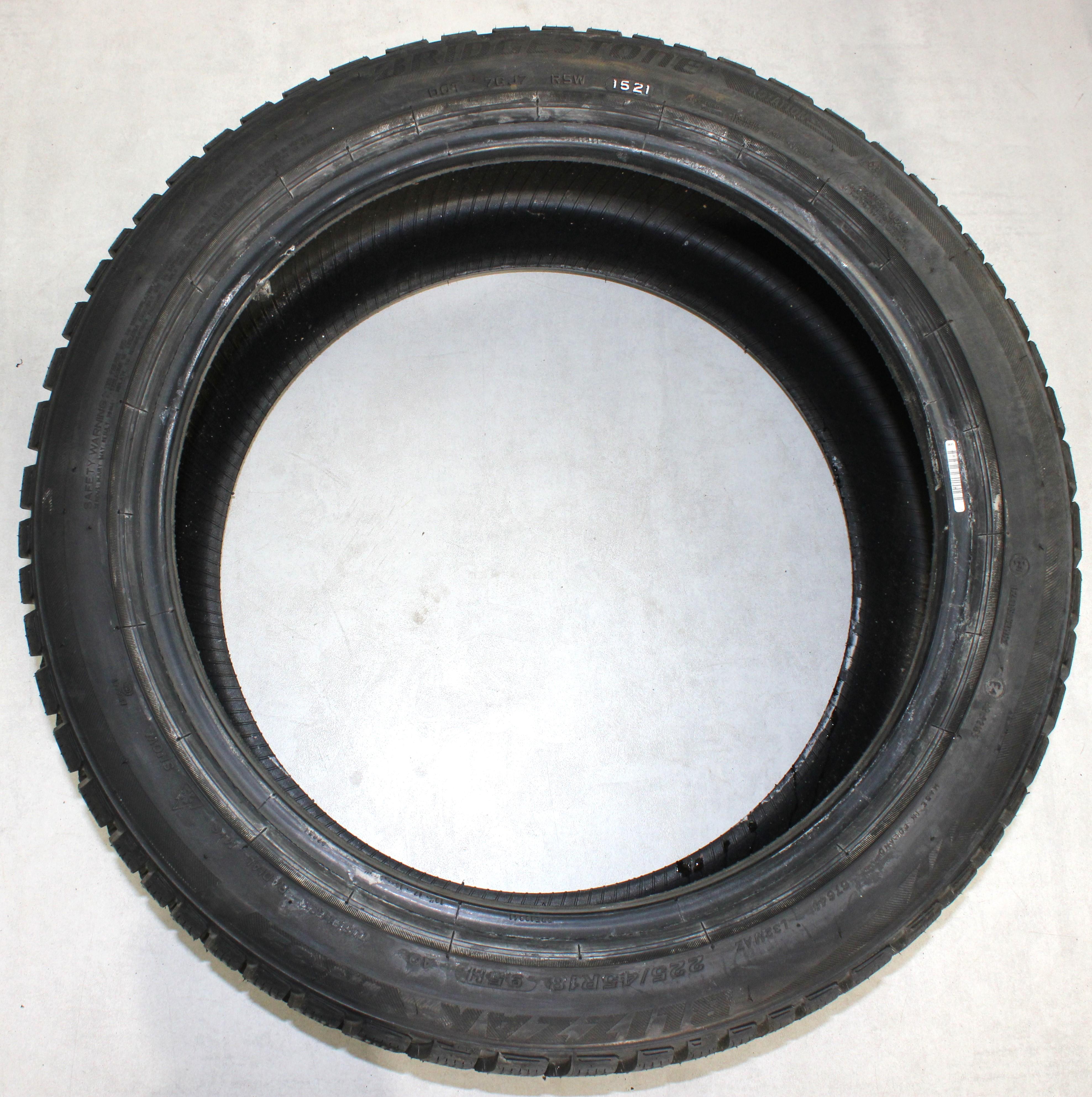 2 x 225/45R18 95H pneumatici invernali Bridgestone Blizzak LM-32 AO battistrada completo 2021