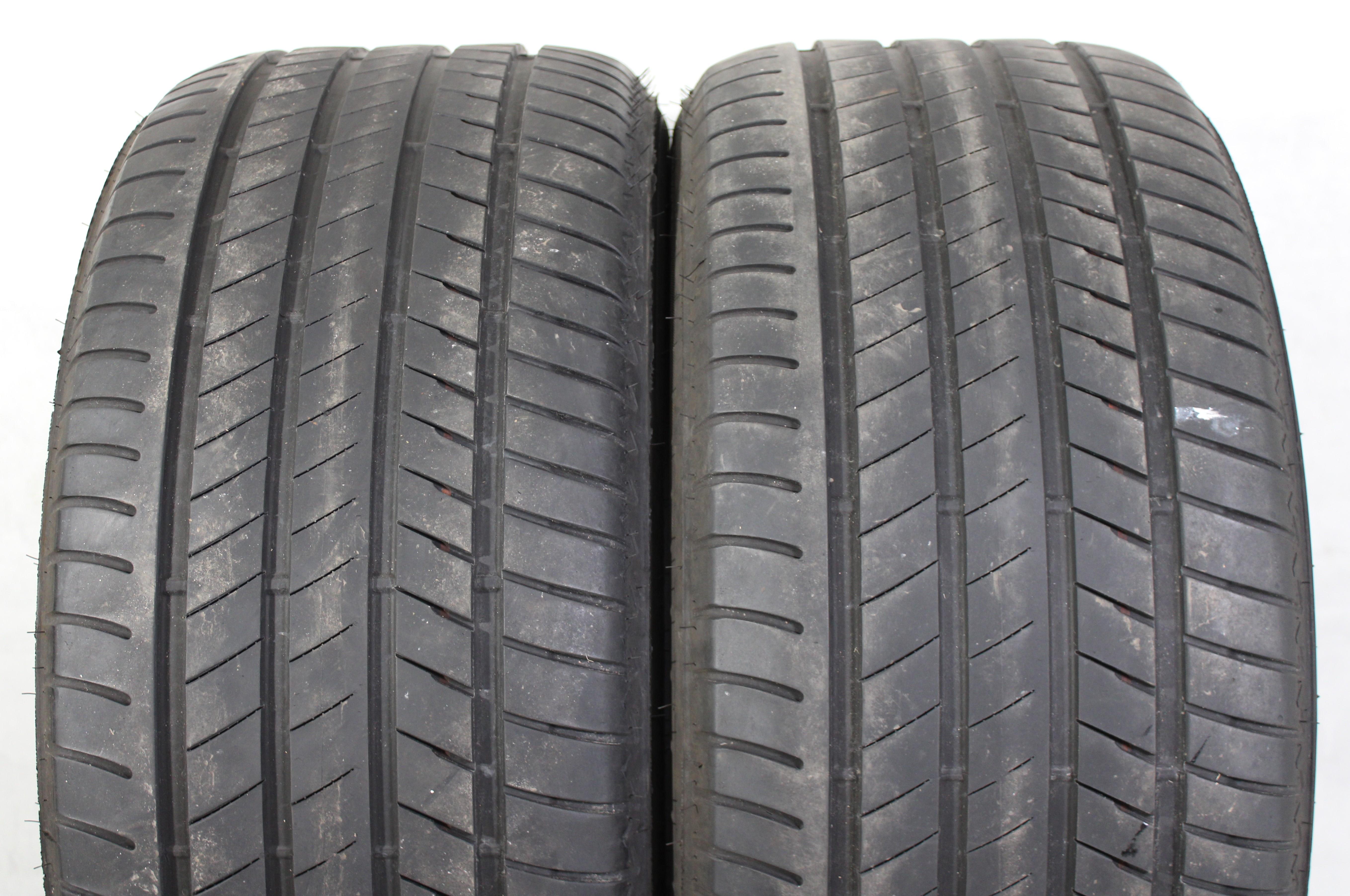 2 x 305/40R20 112Y Sommerreifen Bridgestone Alenza 001 Runflat in der Mitte 5mm und auf der Schultern 6mm. 2022 *