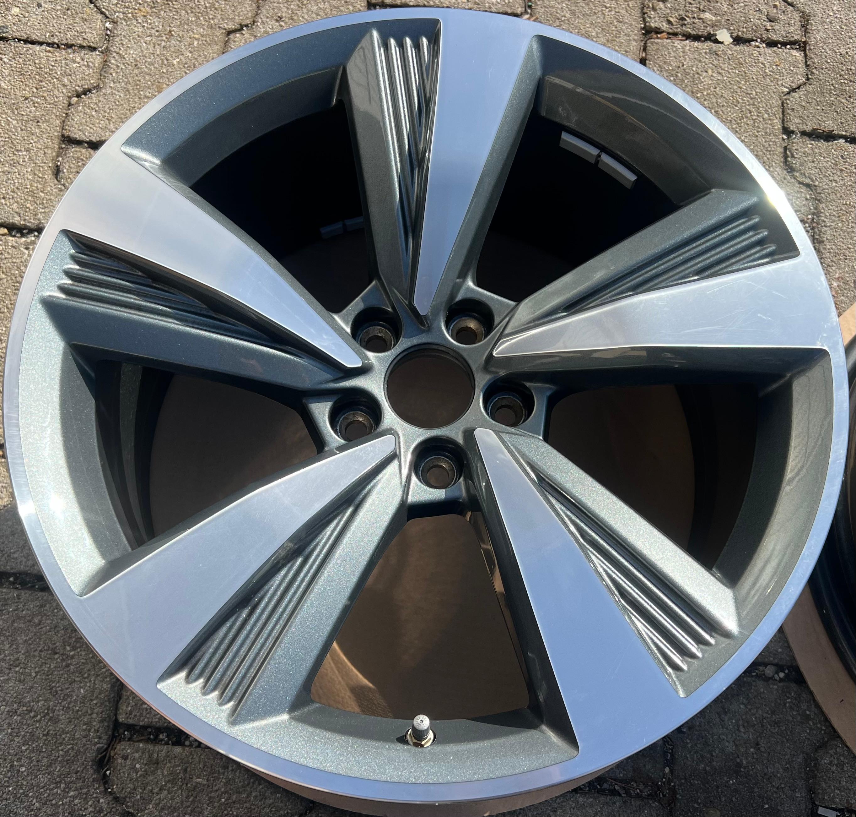 4 ORIGINELE 19" ALUMINIUM WIELEN AUDI A8 4N 4N0601025C 9x19 ET34 FREIHAUS