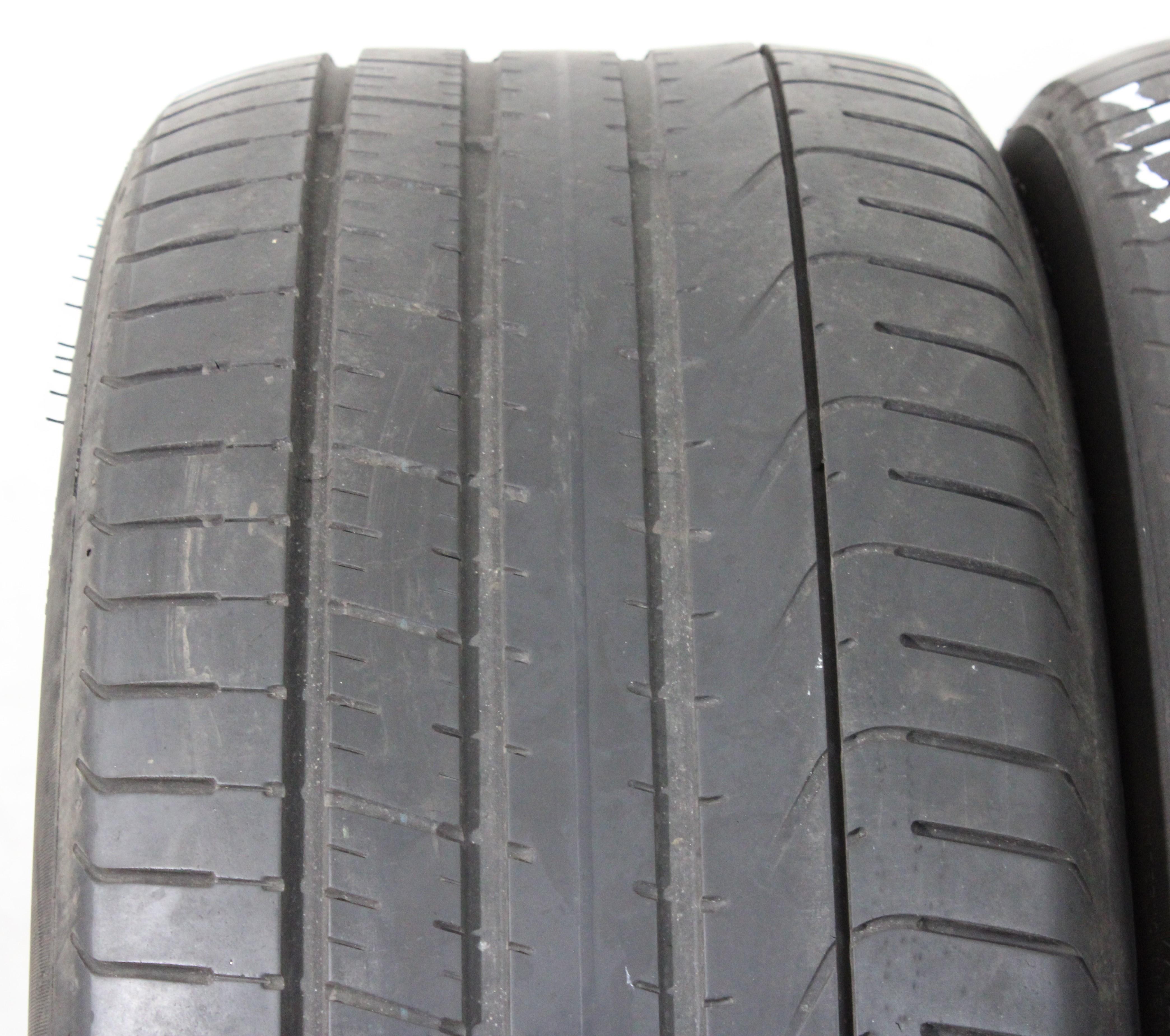 2 x 275/40R19 101Y Sommerreifen Pirelli PZero Runflat in der Mitte 3,5-4mm und auf den Schultern 5mm. 2019 *