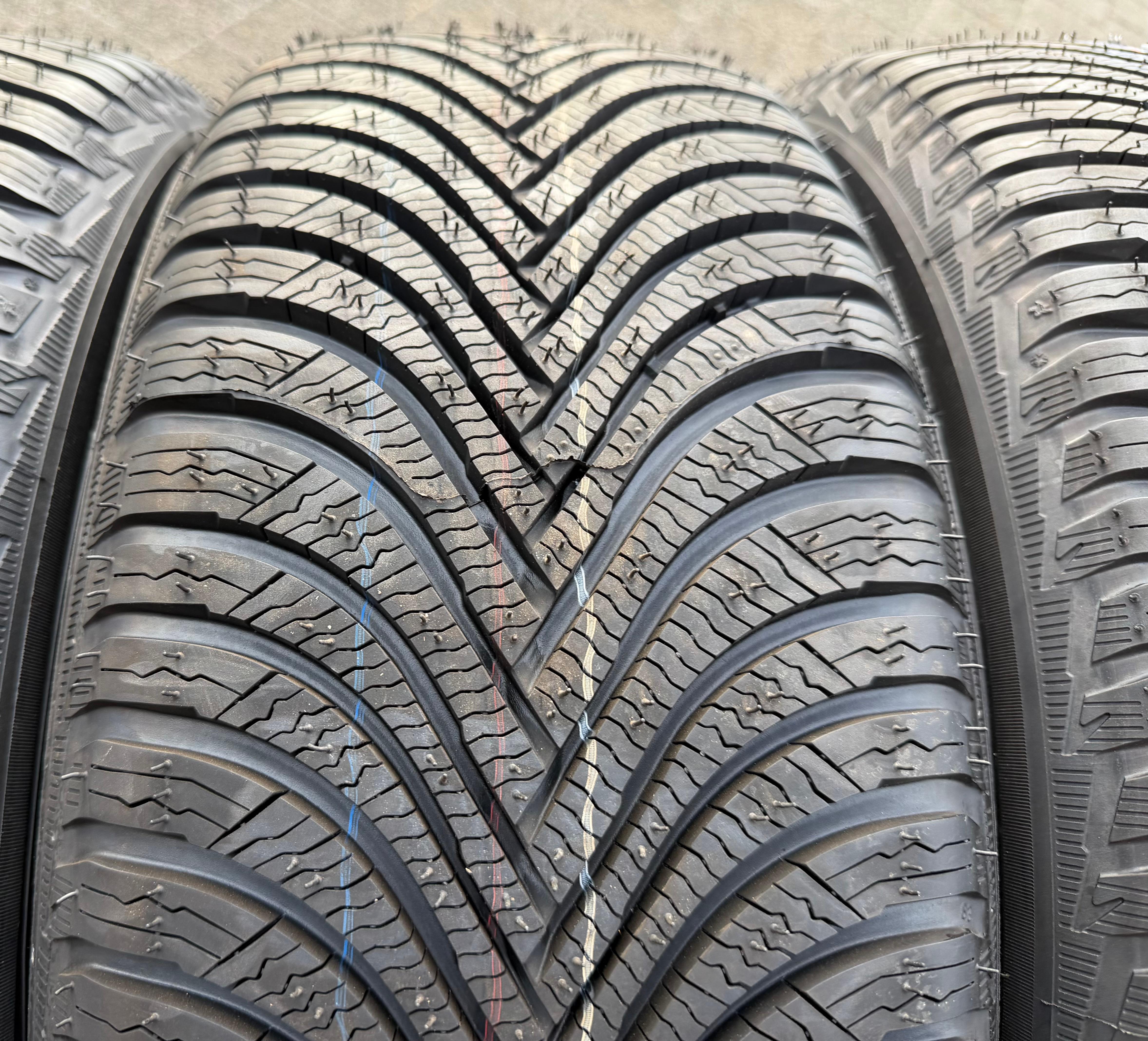 4 Original 17" Alu Winterräder VW T-Roc & Cabrio 2GA601025M Merano 215/55R17 94V Michelin