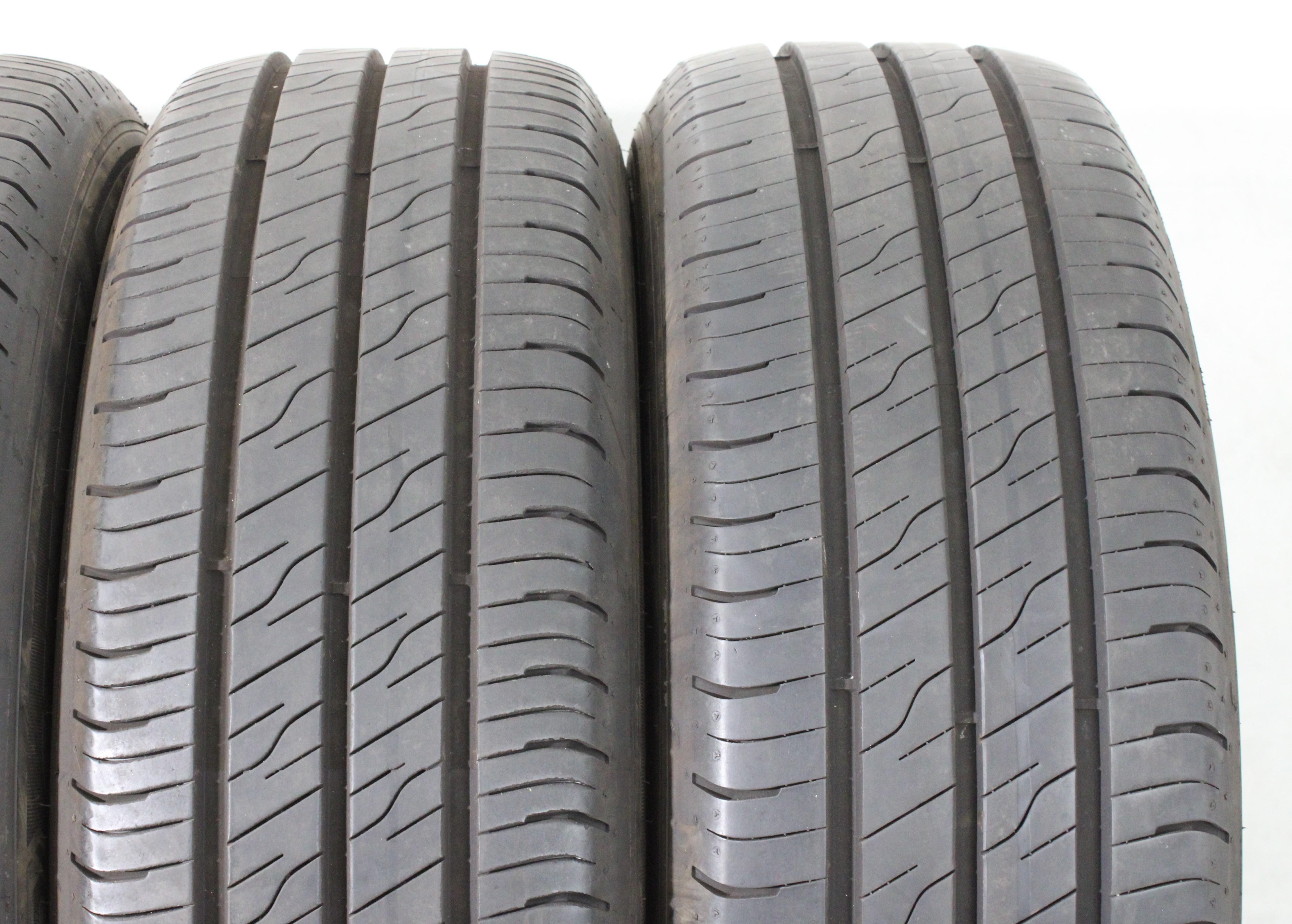 4 x 215/65R16C 106/104H zomerbanden Goodyear Efficient Grip Cargo 2 7,5-8mm 2025