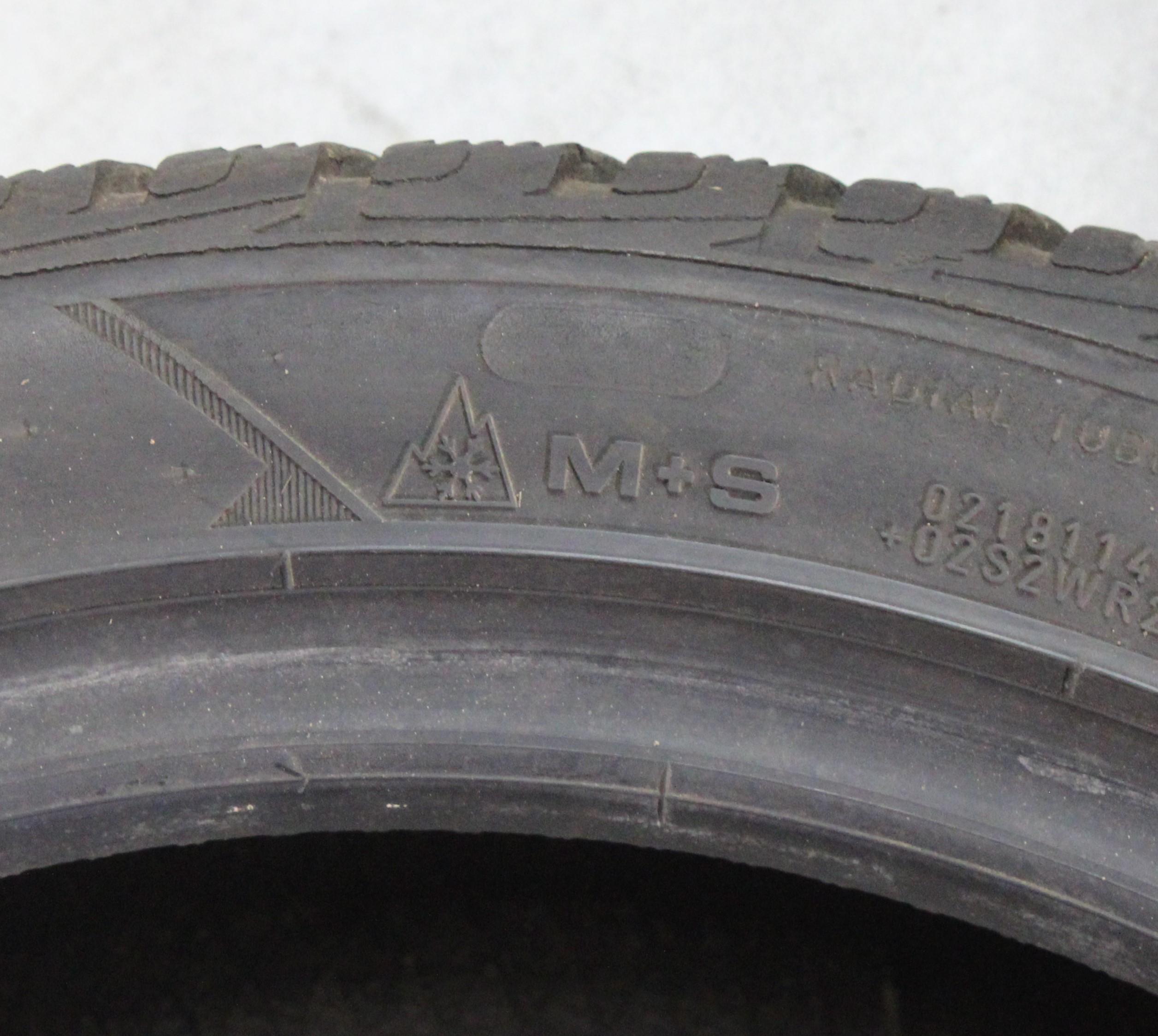 2 x 225/45R17 94H Winterreifen Goodyear Ultra Grip Performance GEN-1 5-6mm 2017