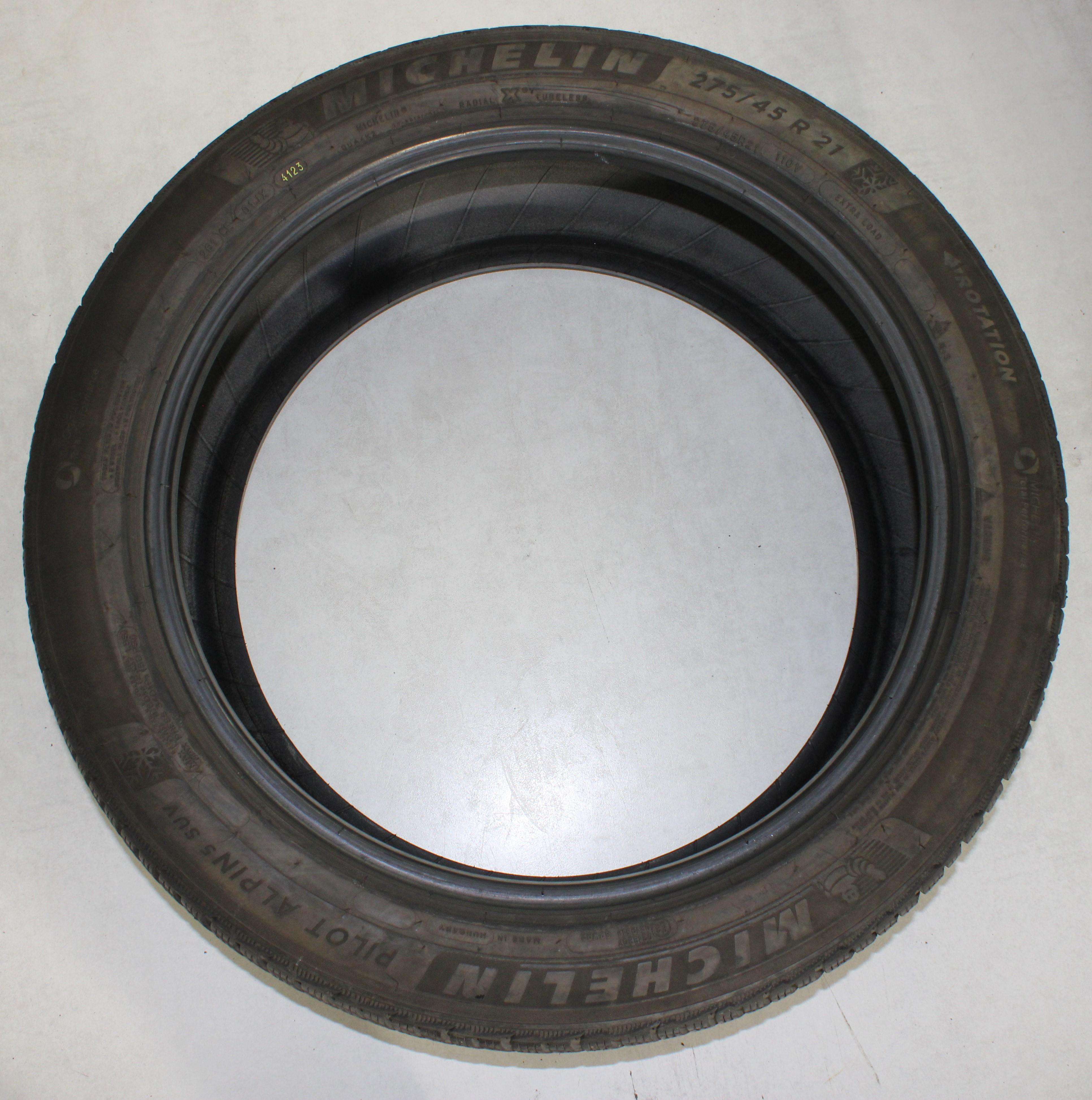 1 x 275/45R21 110V Neumático de invierno Michelin Pilot Alpin 5 SUV 6,5-7mm 2023 XL