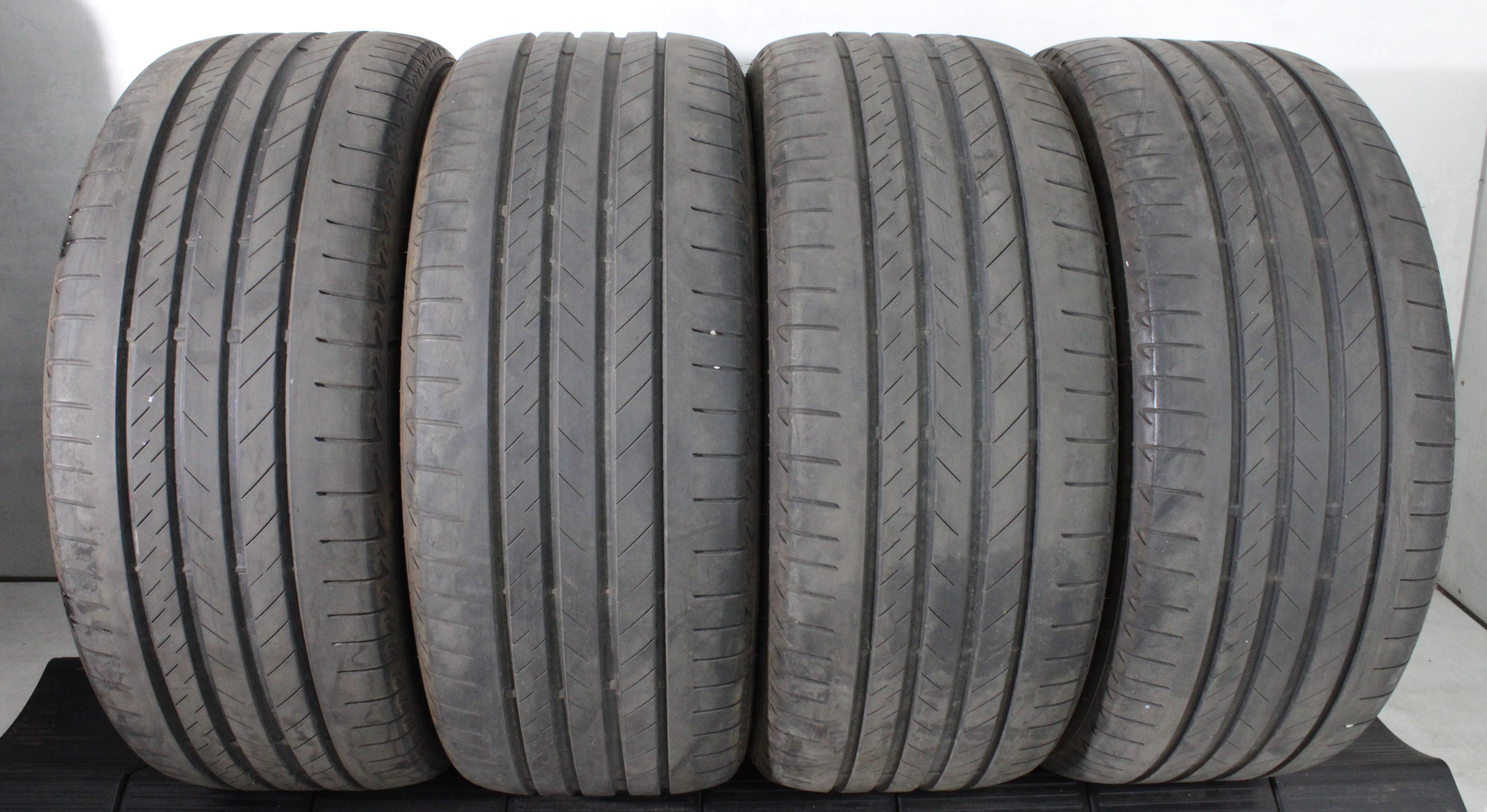 4 x 275/40R22 107Y Sommerreifen Bridgestone Alenza 001* in der Mitte 5-5,5mm und auf den Schultern 6mm. 2023 Silent