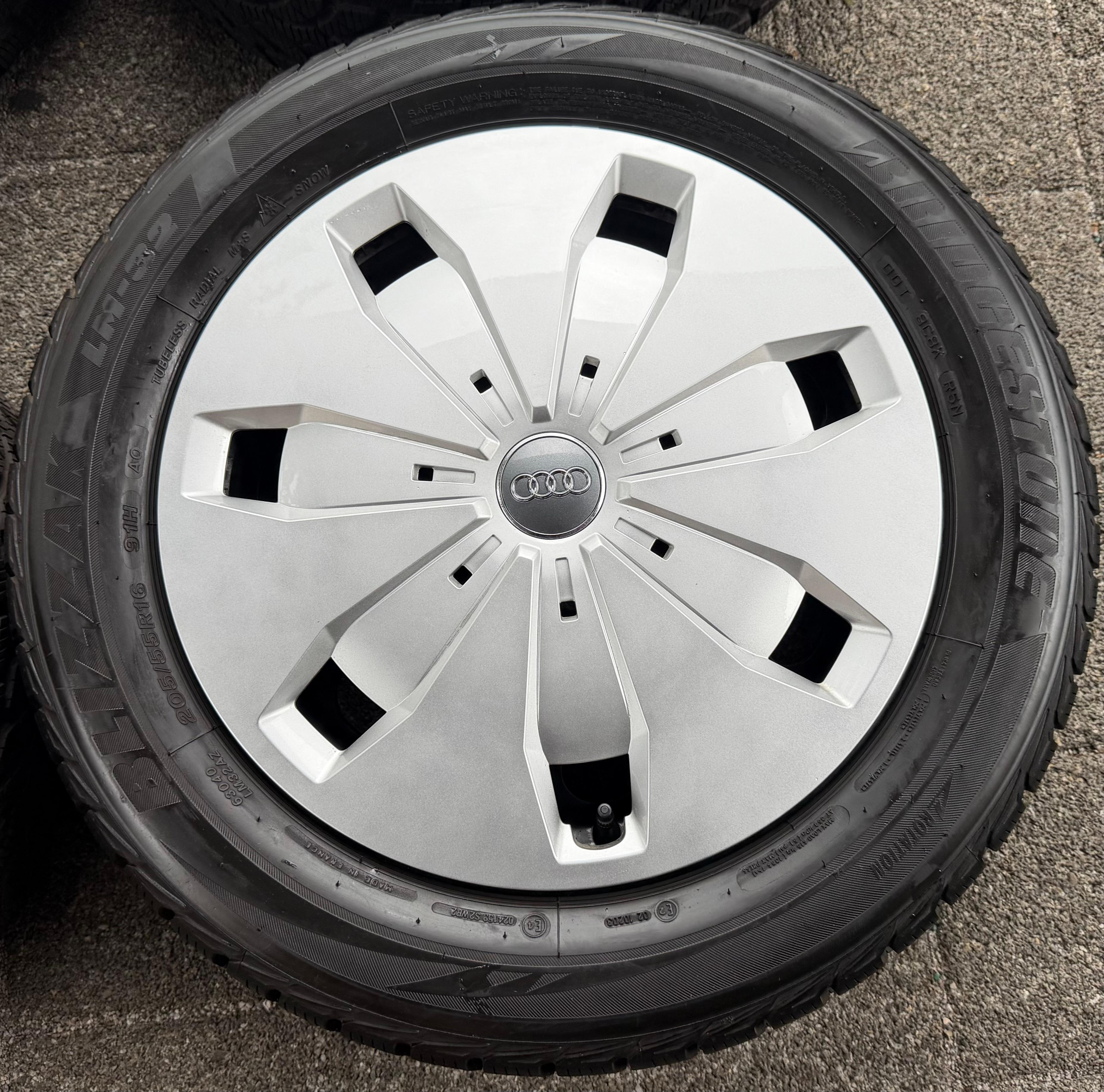 4 Winterräder Audi A3 8V Sportback Cabrio  205/55R16 91H Goodyear 8V0601027A 2021