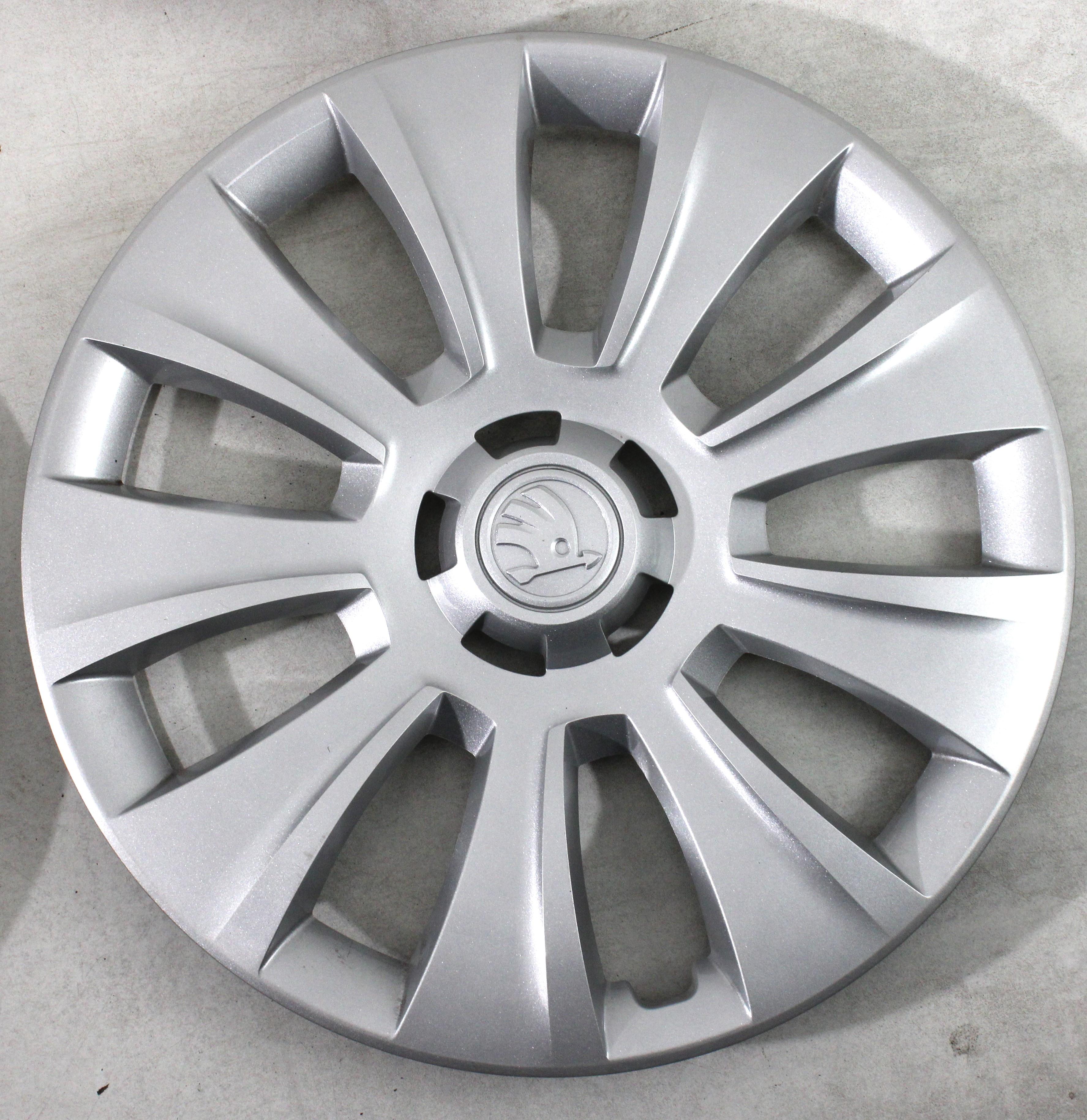 4 X ORIGINAL 16" RADKAPPEN SKODA KODIAQ OCTAVIA KODIAQ YETI SUPERB 57A601147