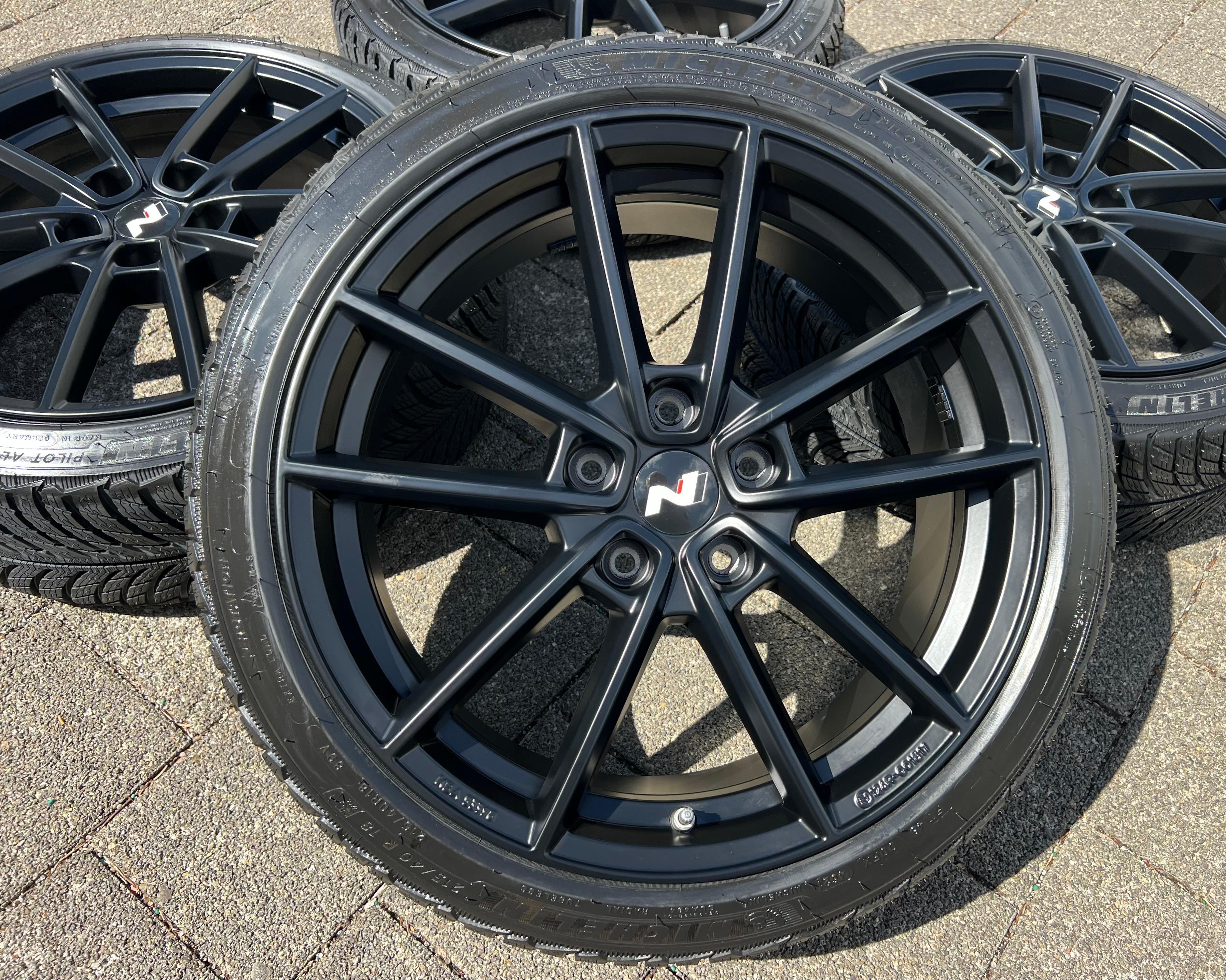 4 RUEDAS DE ALUMINIO ORIGINALES DE 18" PARA INVIERNO HYUNDAI i20N 215/40R18 89V RDKS NUEVAS ENVÍO GRATUITO