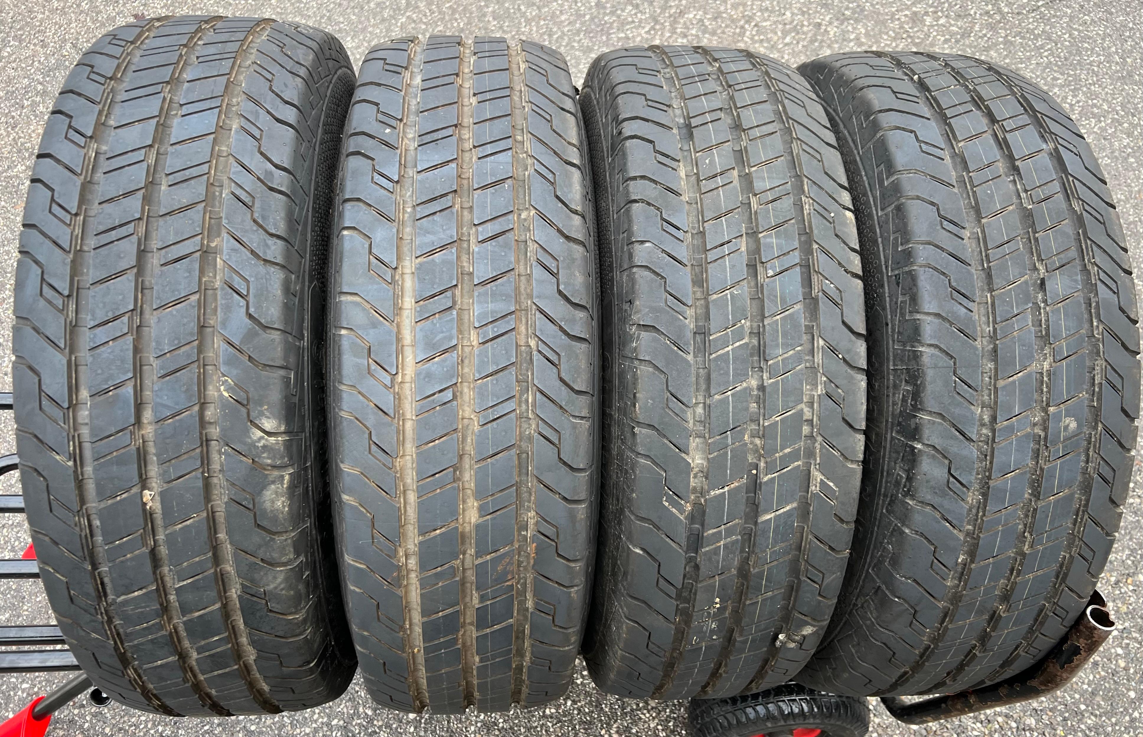 4 x 225/75R16C 121/120R Sommerreifen Continental Van Contact 100 8-8,5mm 2022
