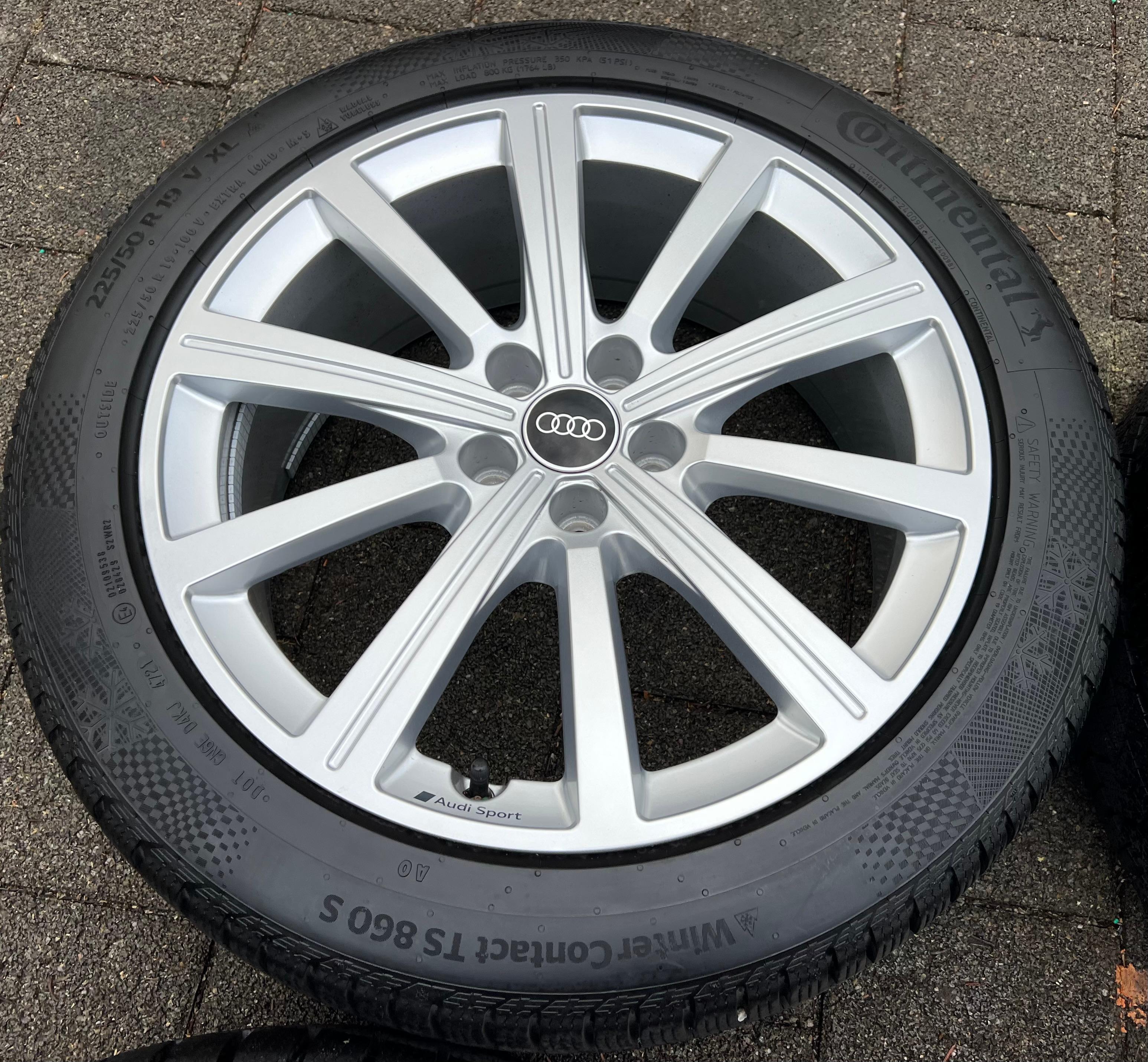 4 ORIGINAL 19" ALU WINTERRÄDER AUDI RSQ3 F3 83A601025BE 225/50R19 100V 2021 FREIHAUS