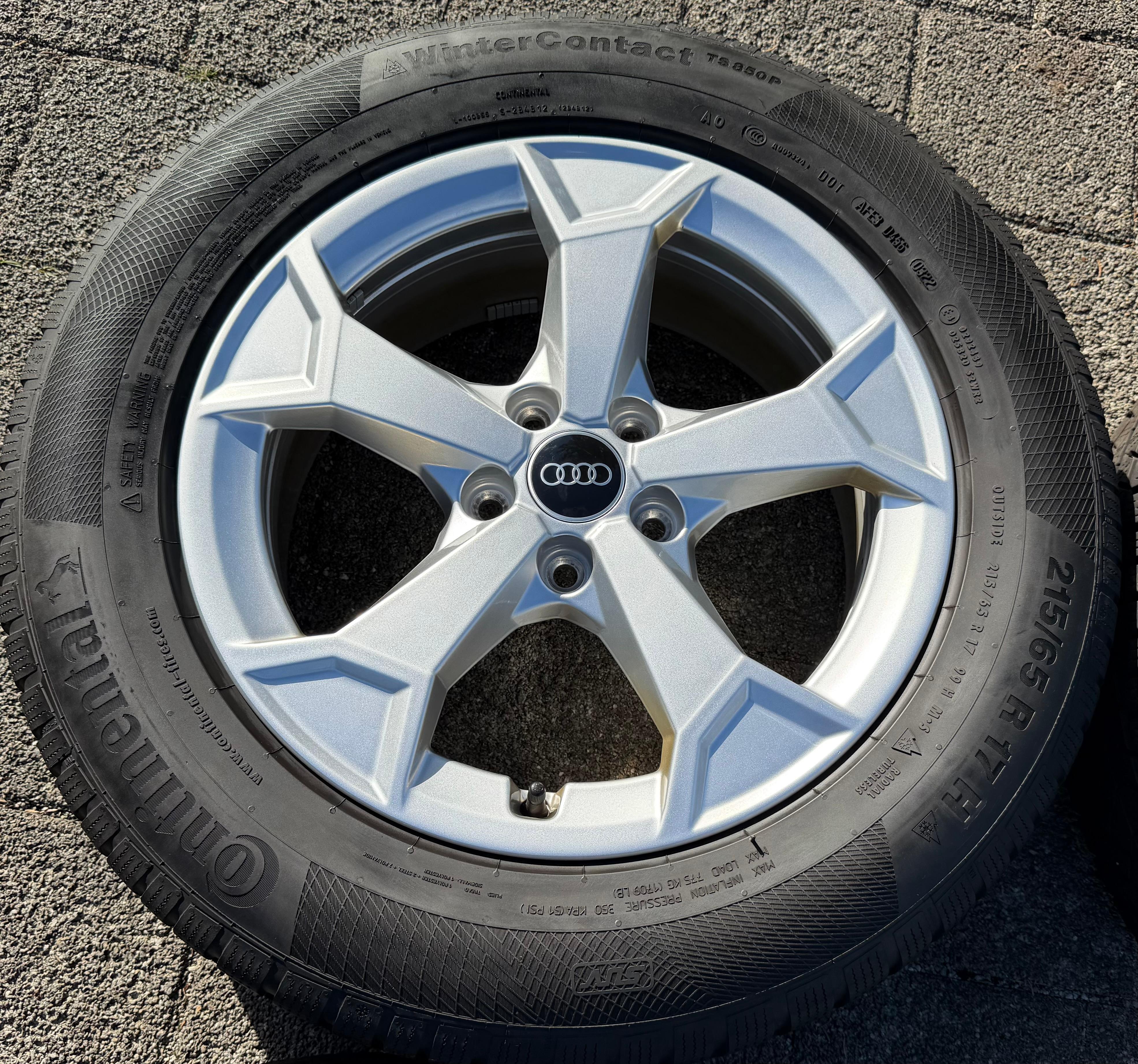 4 Original 17" Alu Winterräder AUDI Q3 F3 F3N 215/65R17 99H Continental 2022