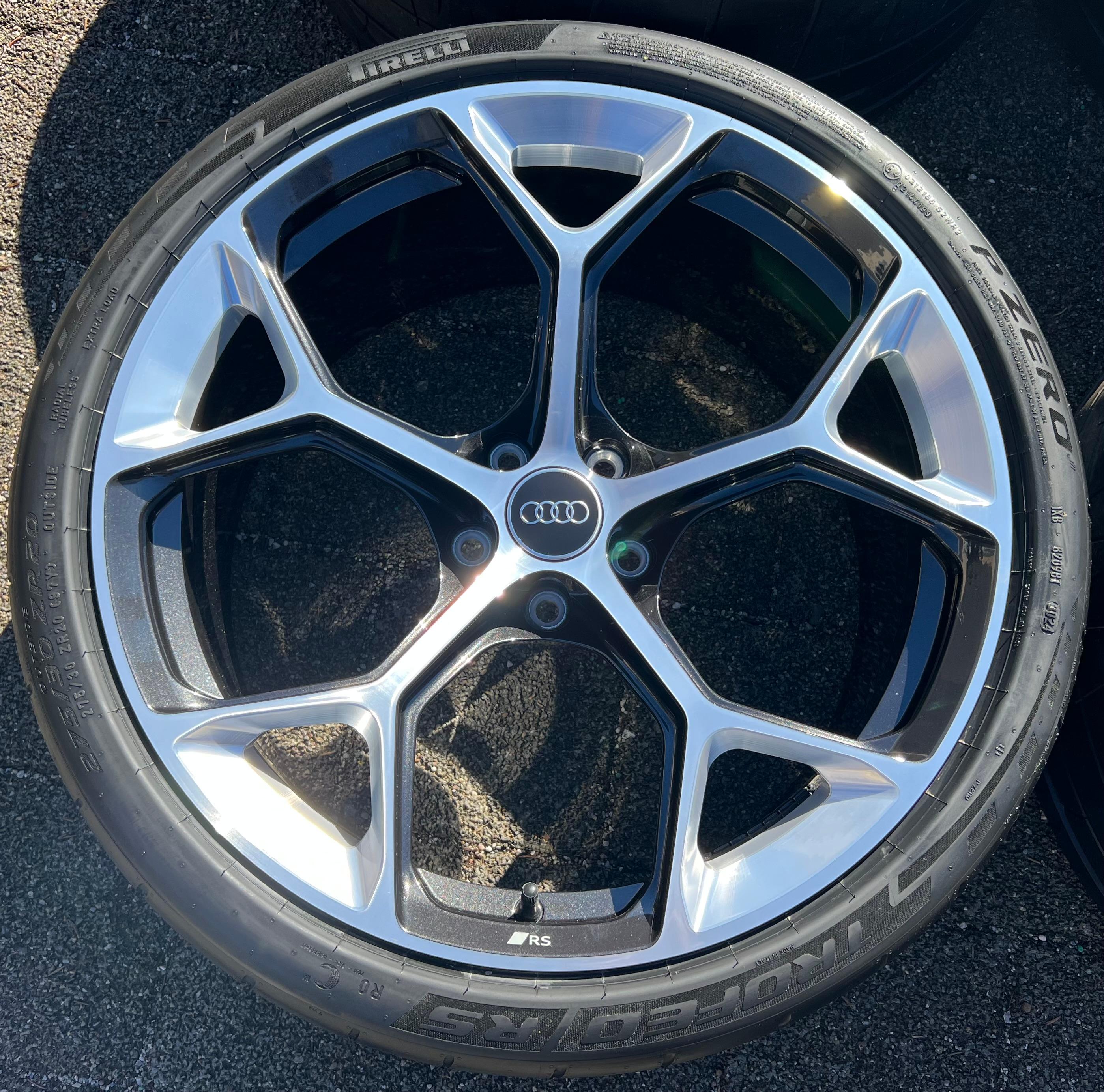 4 ORIGINELE 20" ALU-ZOMERWIELEN AUDI RS4 RS5 8W 275/30R20 97Y 8W0601025GJ GRATIS VERZENDING