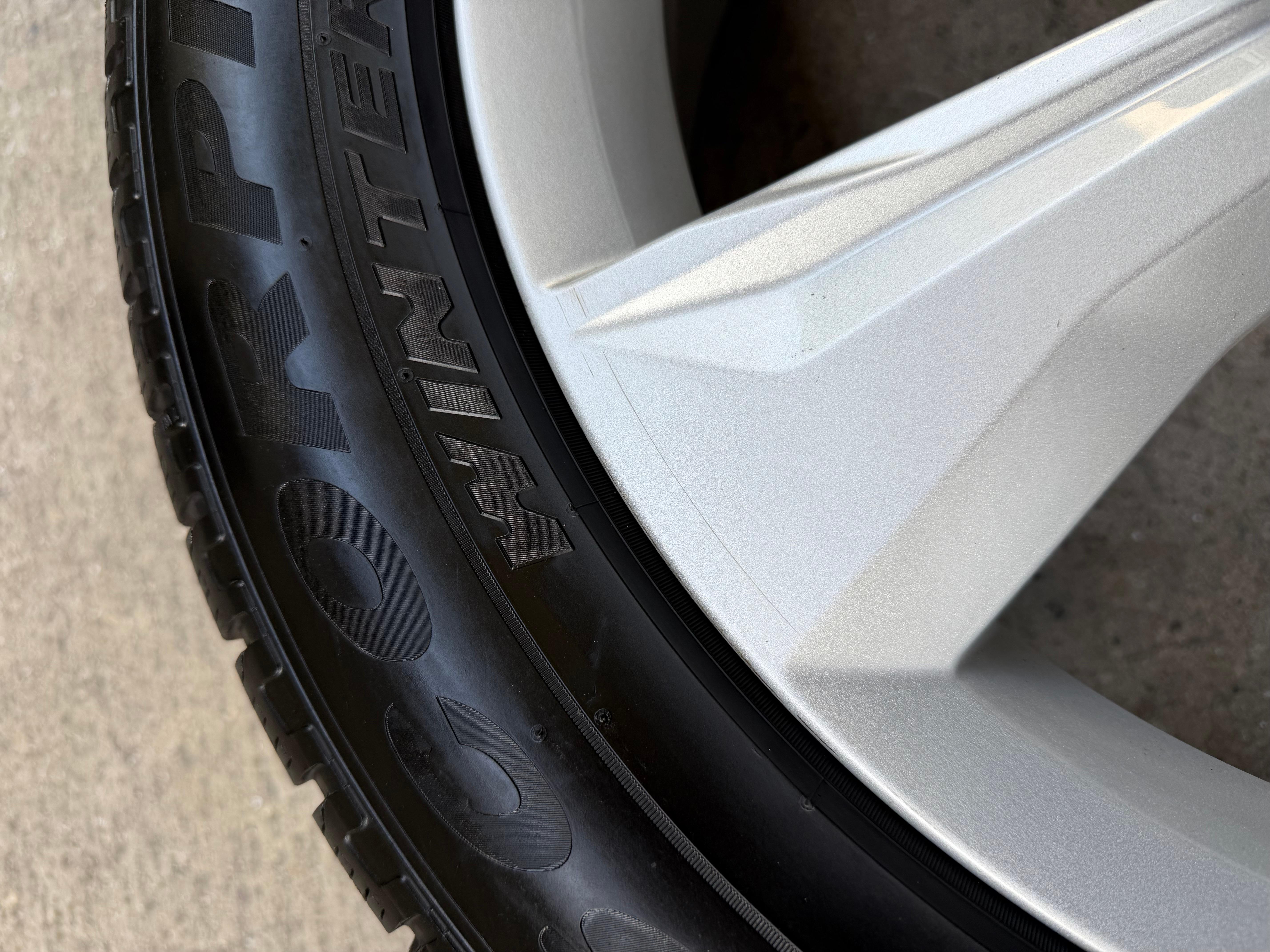 4 Original 19" Alu Winterräder Audi Q5 SQ5 FY 80A601025K 235/55R19 101H Pirelli Pirelli