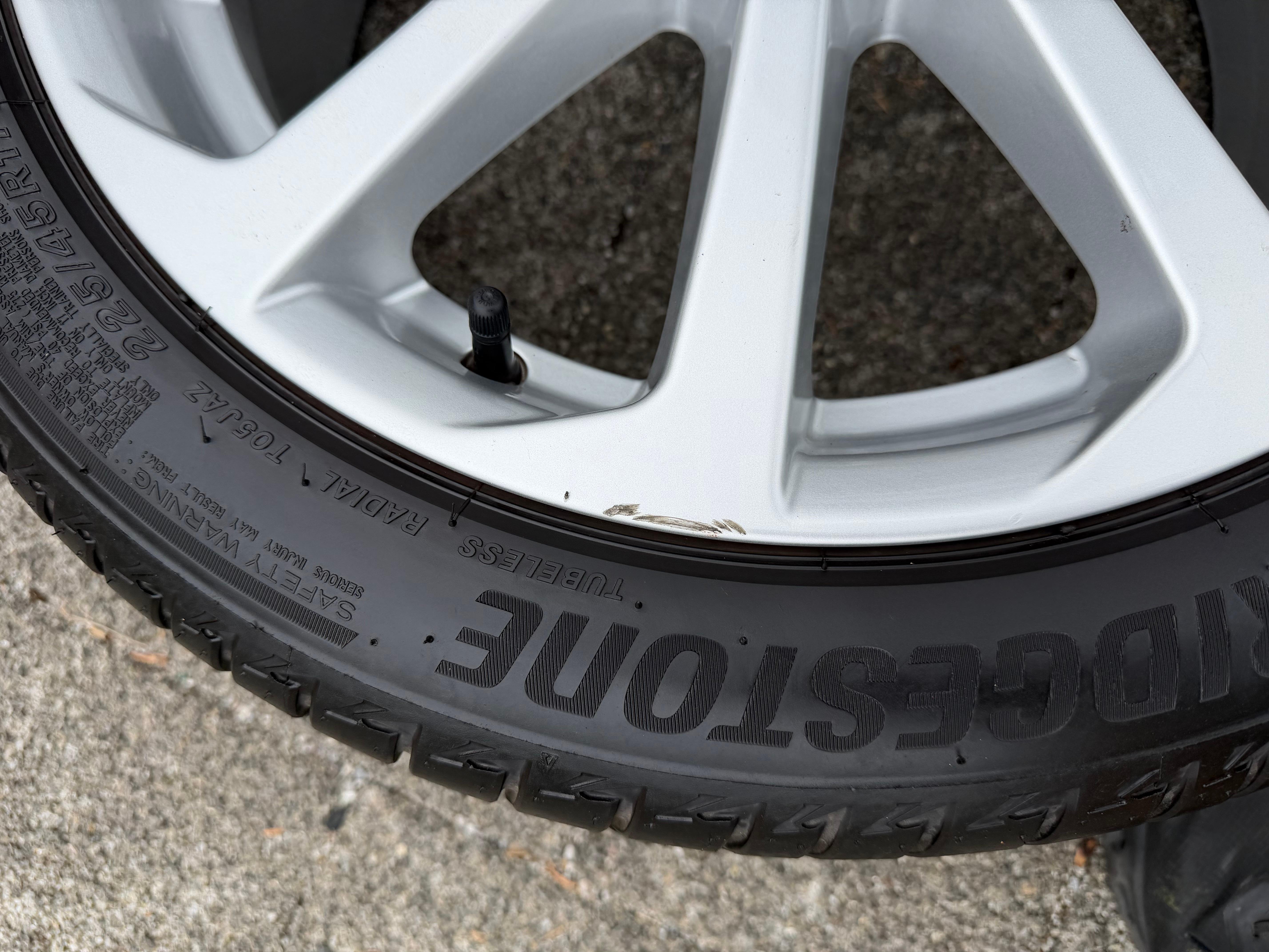 4 Original 17" Alu Sommerräder Audi A3 S3 8V 8V0601025DM 225/45R17 91Y