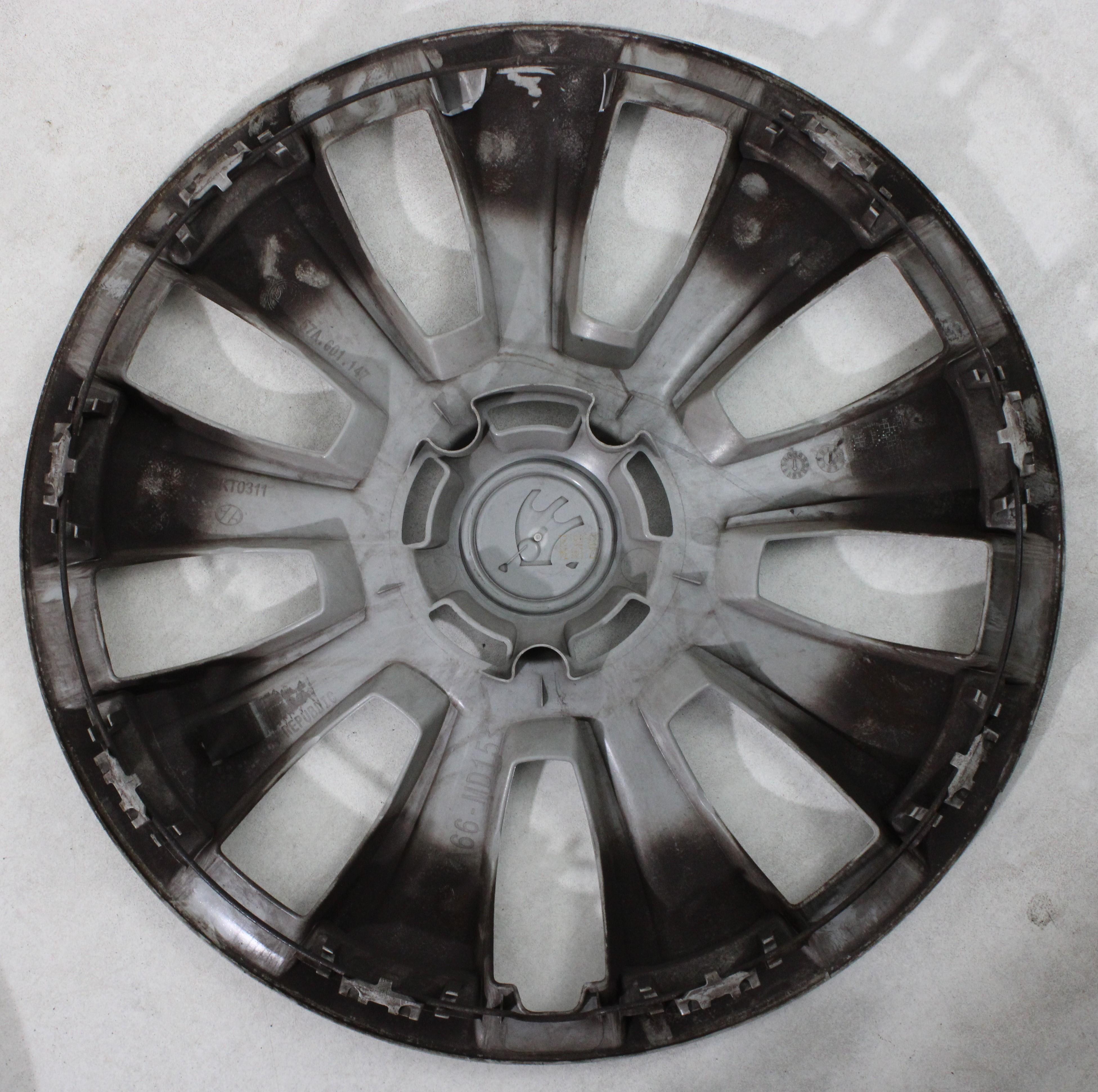 4 X ORIGINAL 16" RADKAPPEN SKODA KODIAQ OCTAVIA KODIAQ YETI SUPERB 57A601147