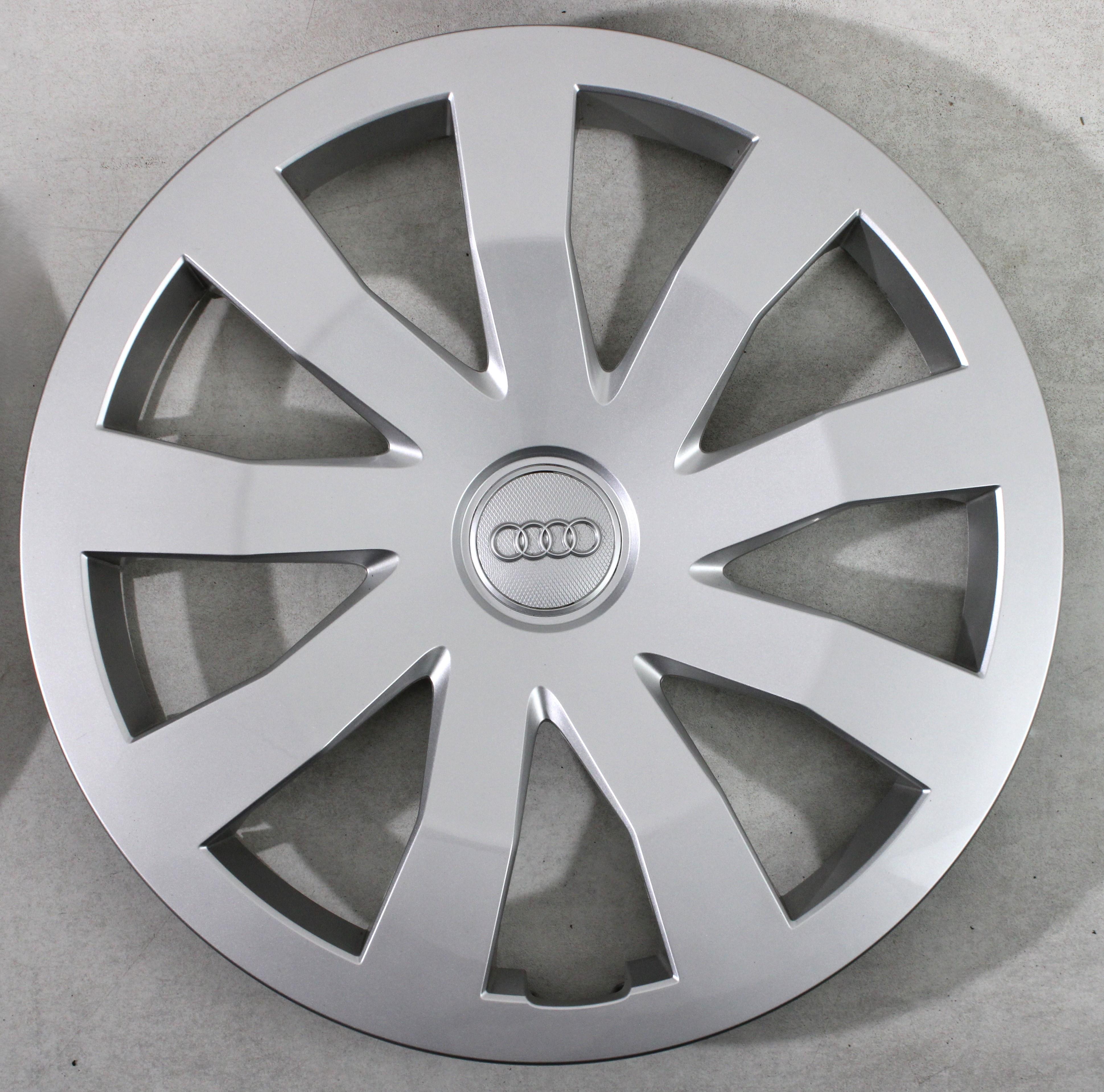 4 TAPACUBOS ORIGINALES DE 15" AUDI A1 GB 82A601147 15 PULGADAS