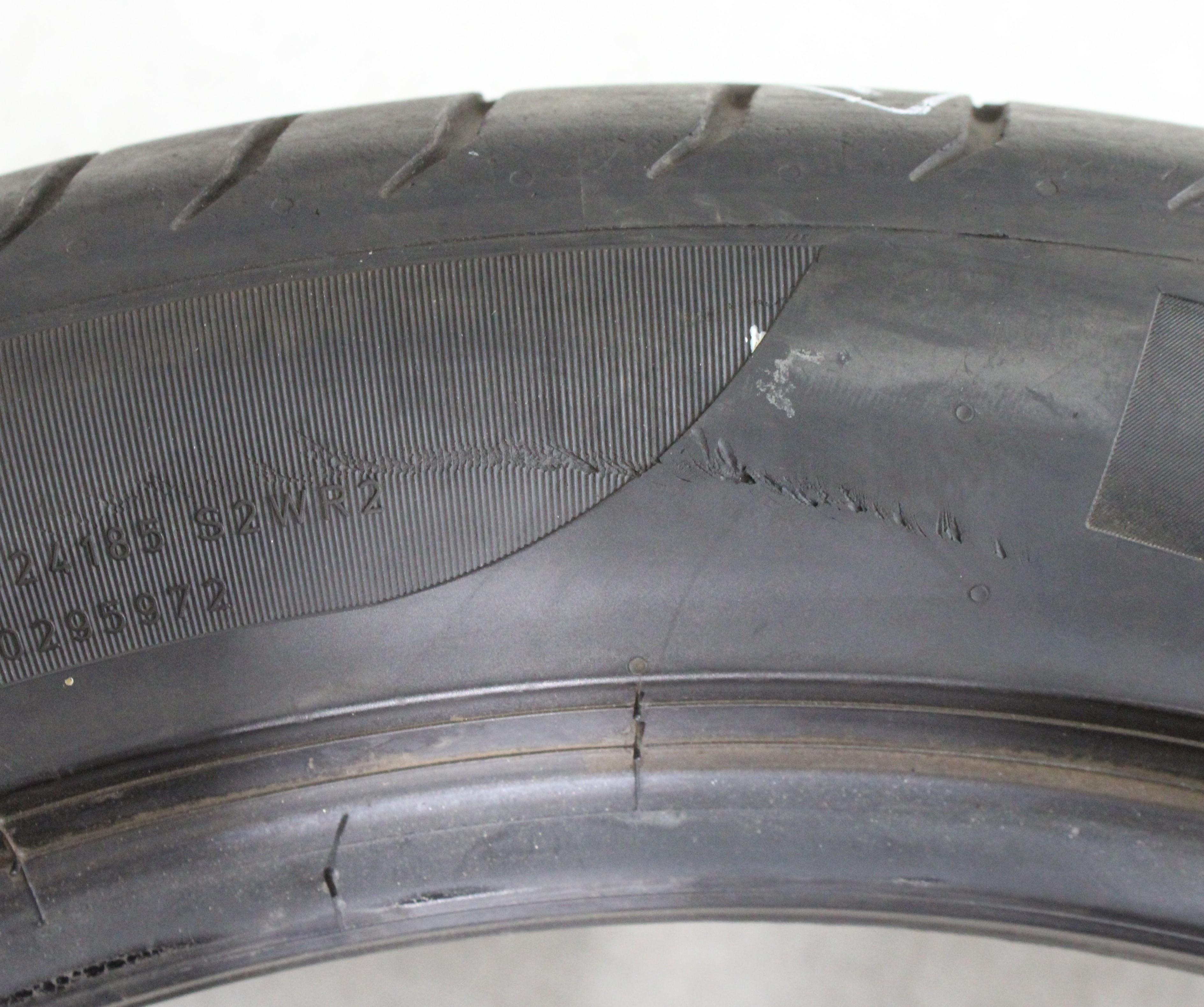 1 x 285/40R21 109Y Sommerreifen Pirelli Pzero N0 4,5-5mm 2021