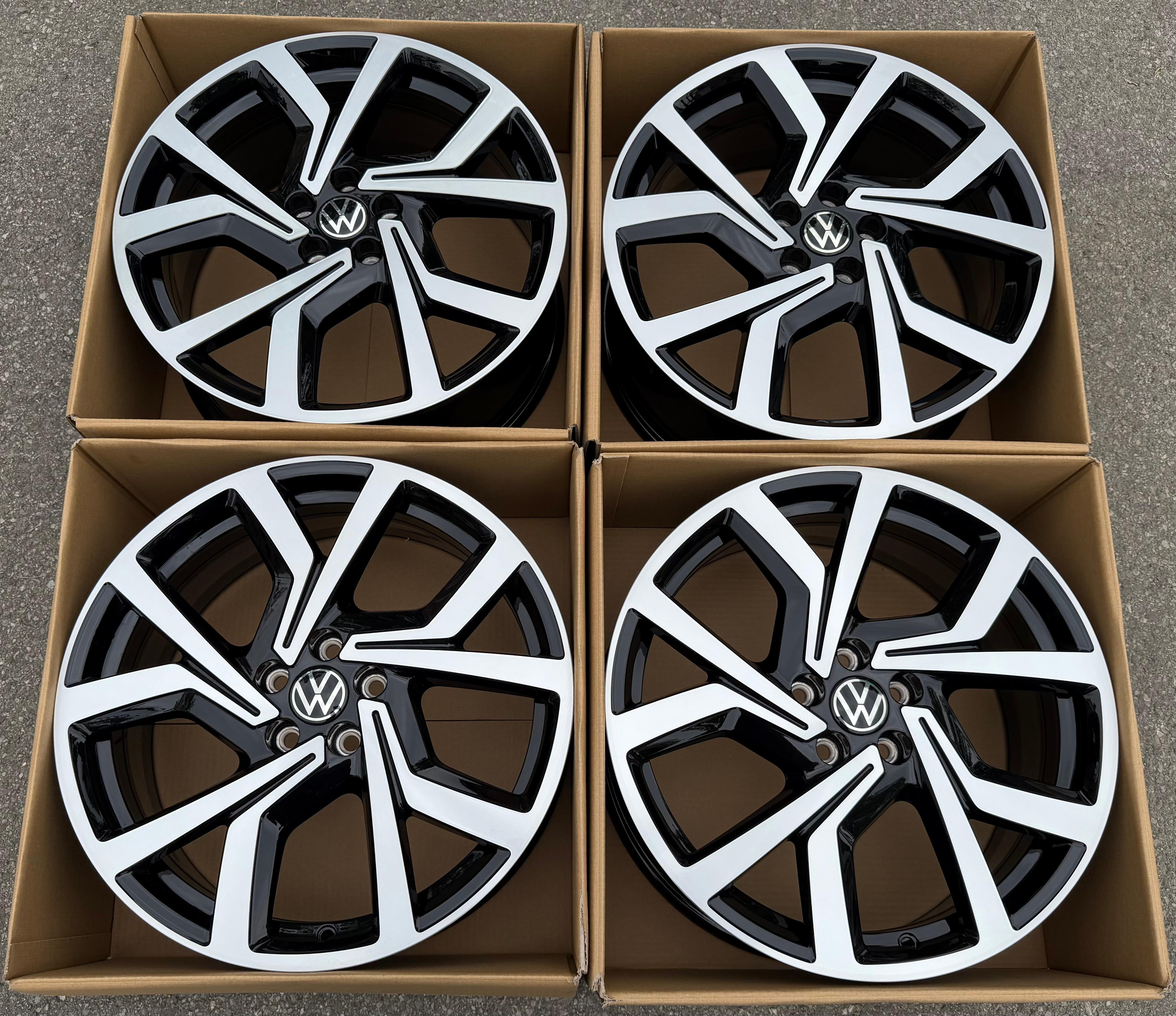 4 ORIGINAL 18" ALUFELGEN VW POLO 2G IV AW1 2G0601025AC 7,5x18 ET51 BRESCIA NEU