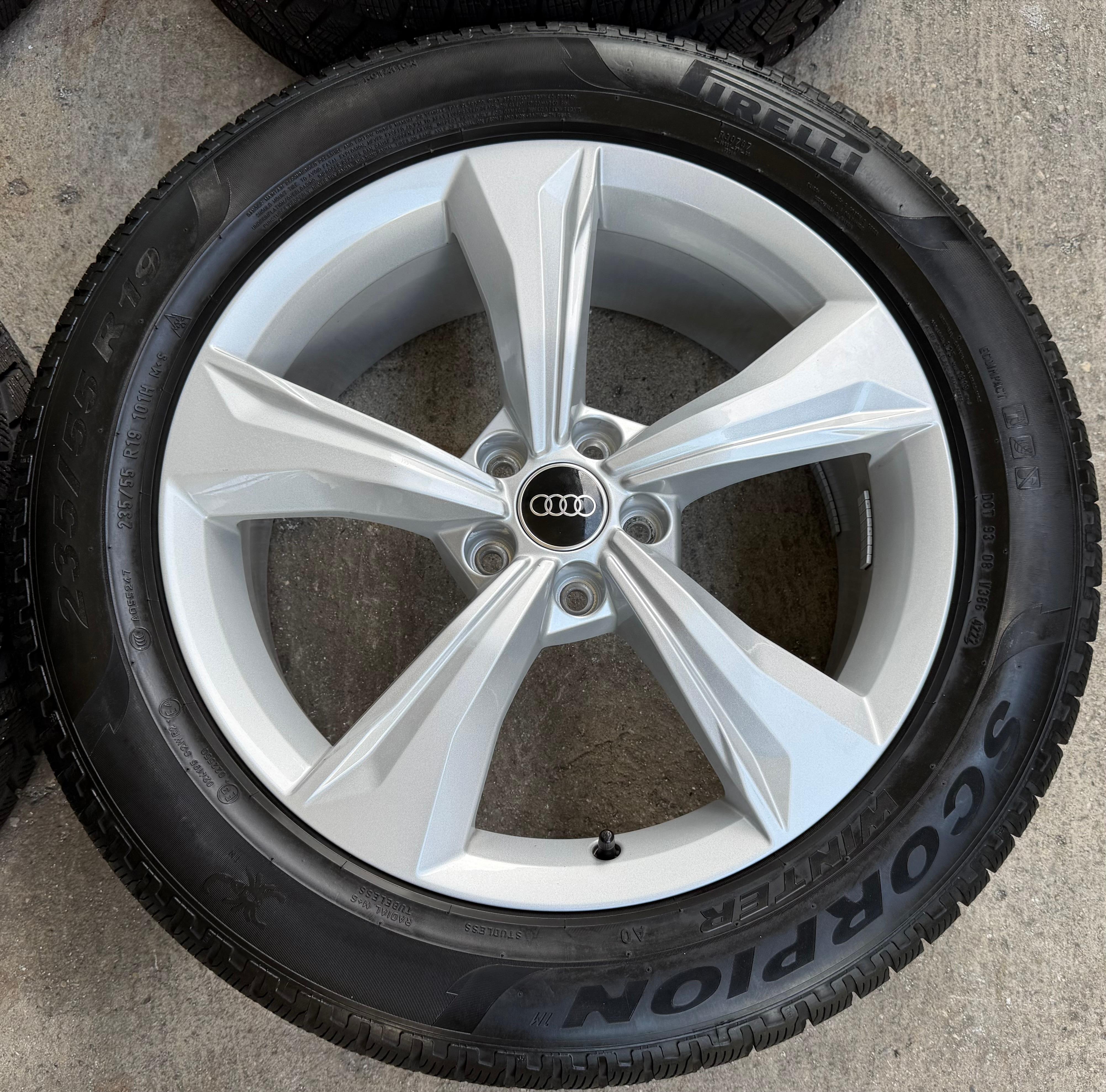 4 Original 19" Alu Winterräder Audi Q5 SQ5 FY 80A601025K 235/55R19 101H Pirelli Pirelli