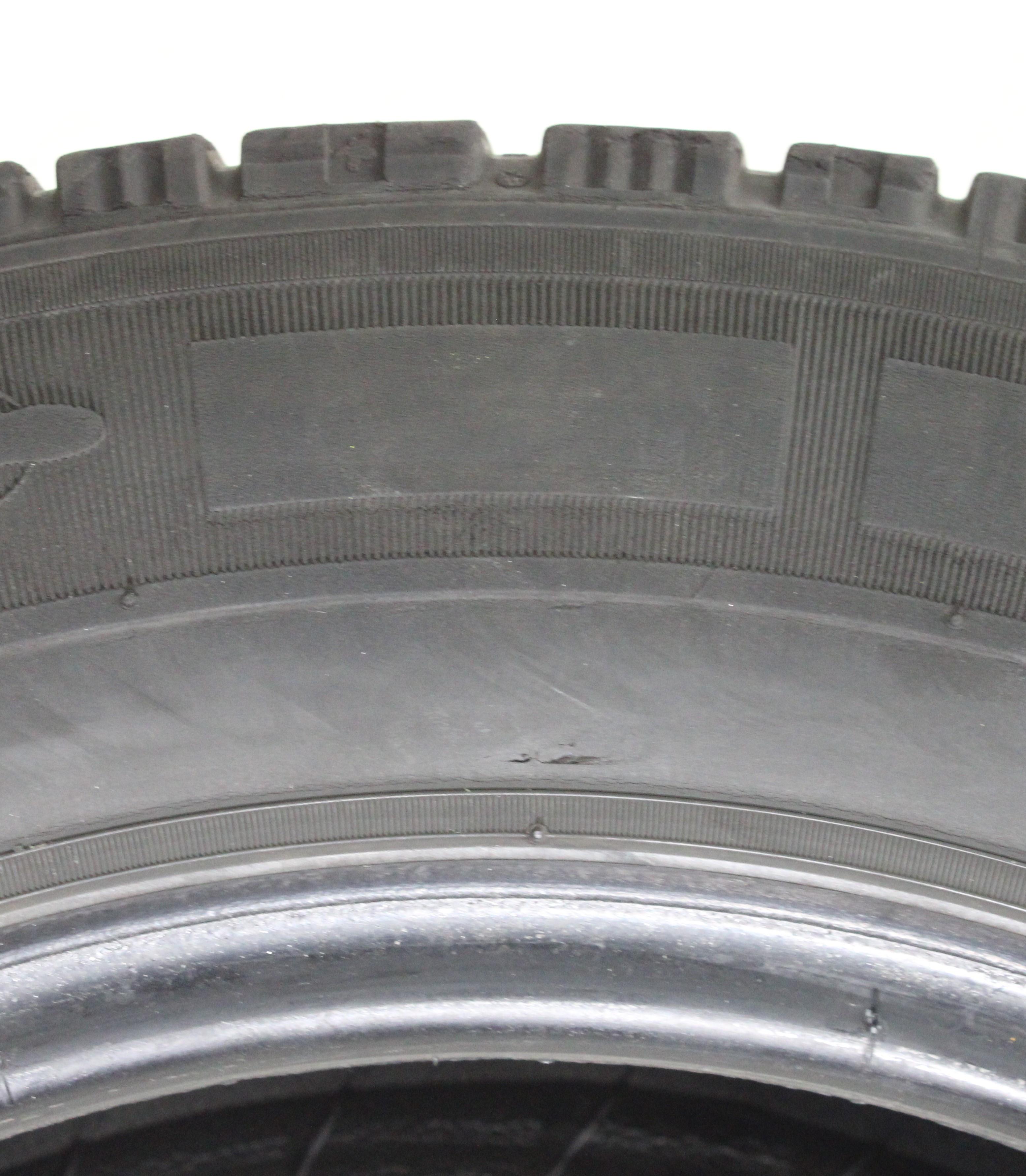 2 x 205/65R16C 107/105T Winterreifen Michelin Agilis Alpin 4,5-5mm 2022