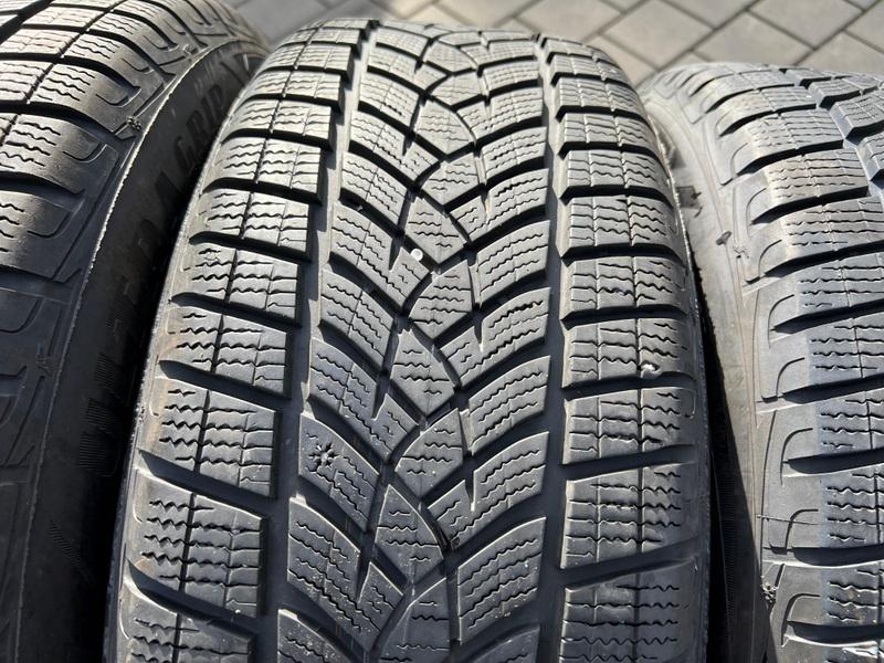 4 ALUMINIUM 17" WINTERWIELEN MERCEDES GLA 245G X156 2017 215/60R17 96H GOODYEAR