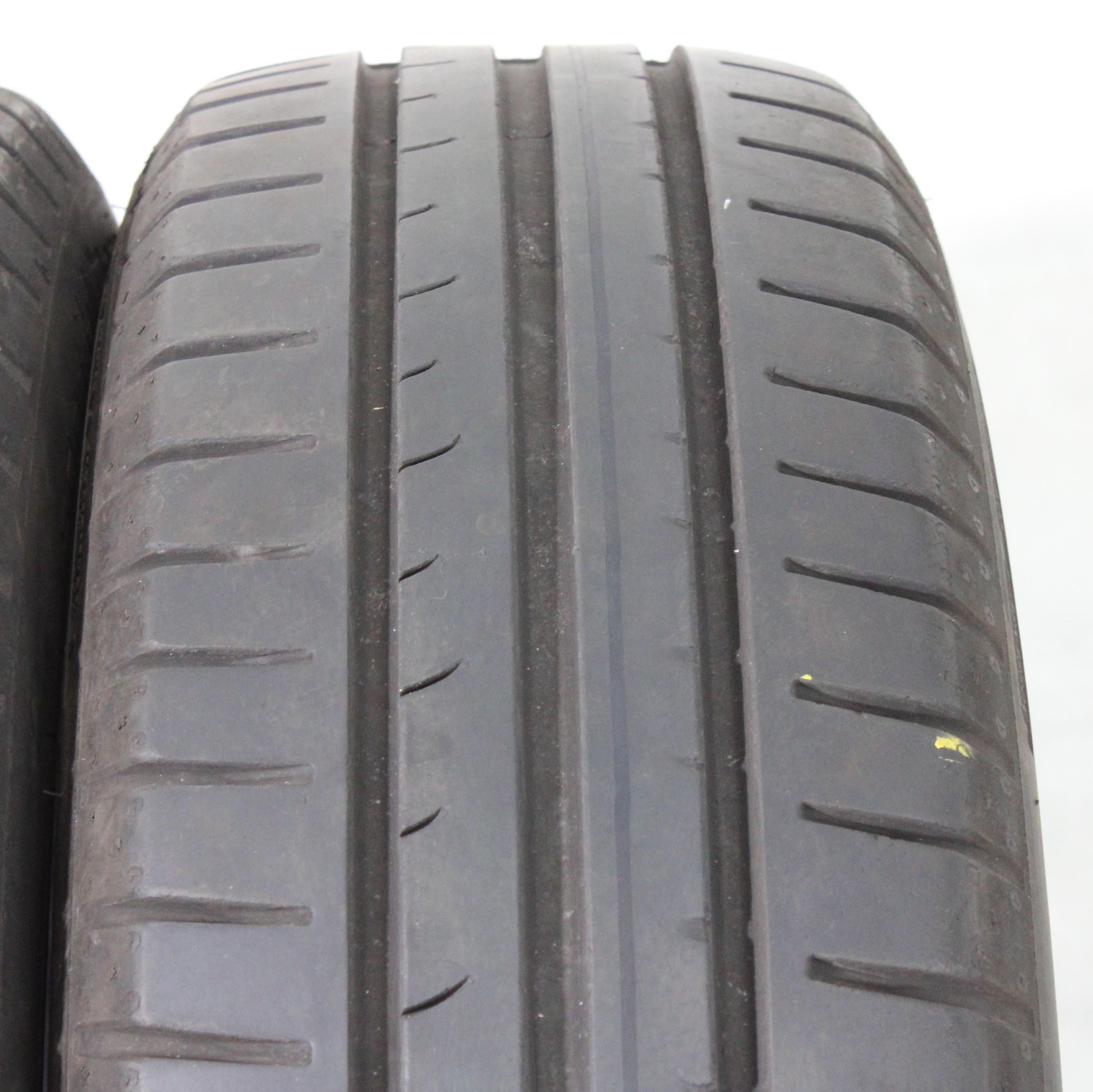 2 neumáticos de verano Dunlop Sport Bluresponse 165/65R15 81H, 1 de 4,5-5 mm y 1 de 5-5,5 mm, 2018