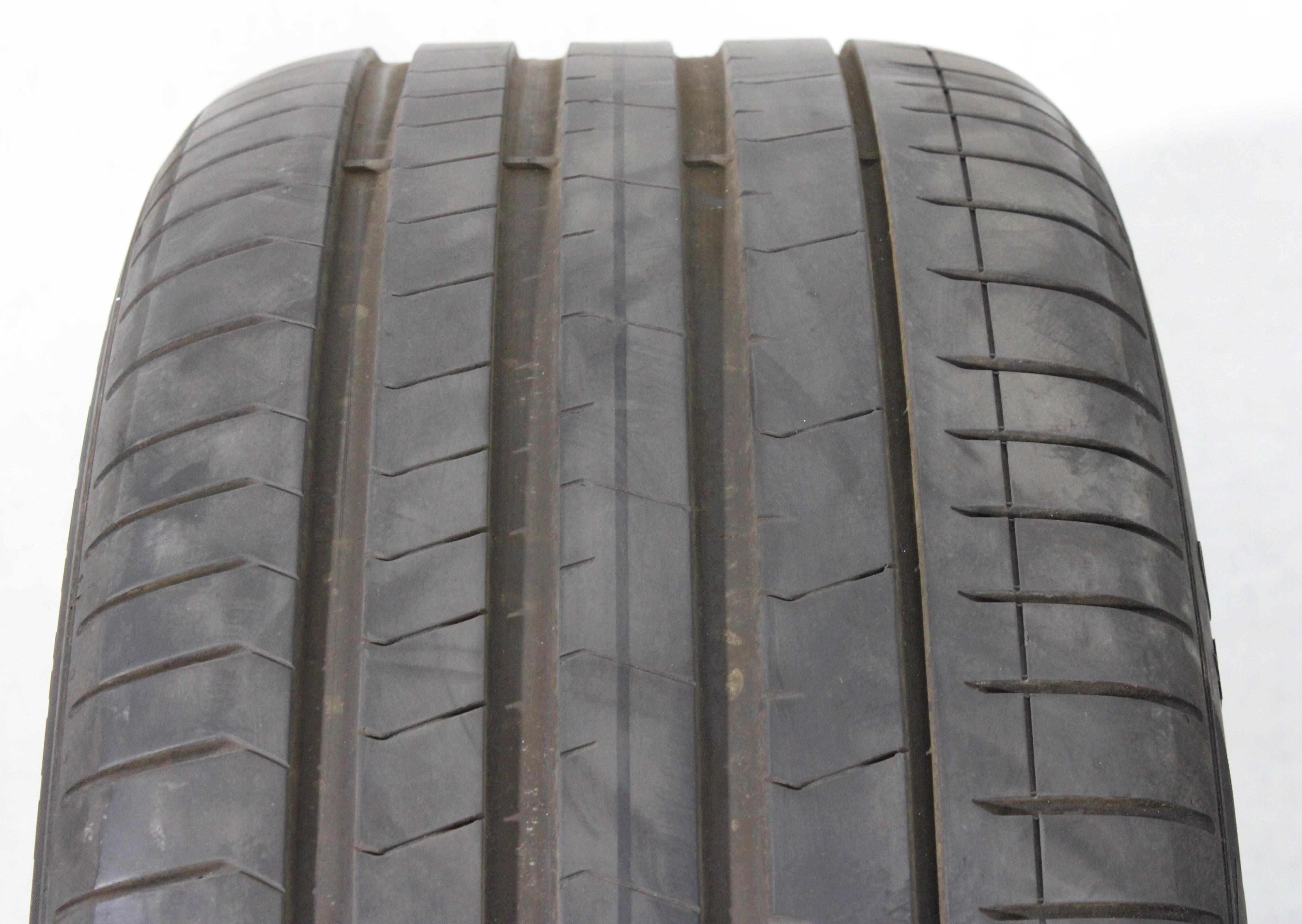 1 neumático de verano Pirelli P Zero PZ4 285/45R21 113Y * Runflat, 5 mm, 2024